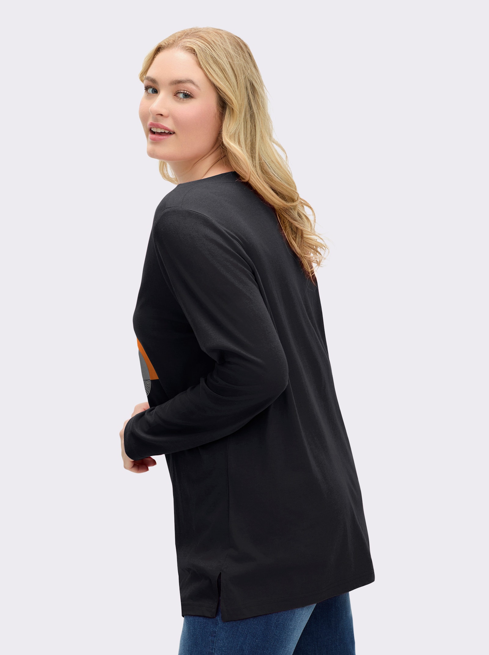 sheego Langarmshirt mit Grafikprint und Glitzersteinchen - schwarz-silberfarben-bedruckt