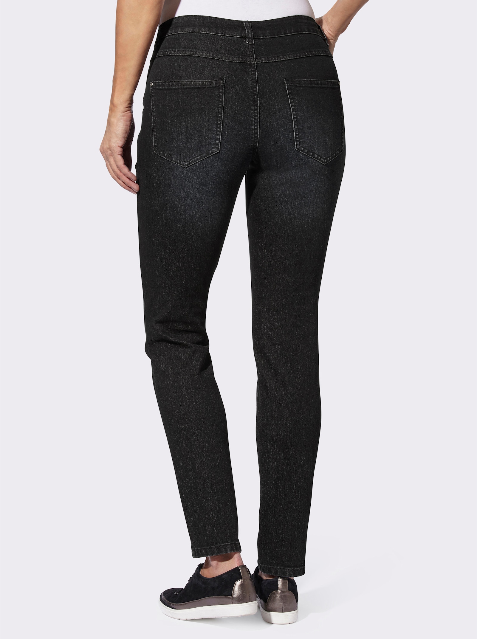 Stretchjeans met afkledende zijnaad - black denim