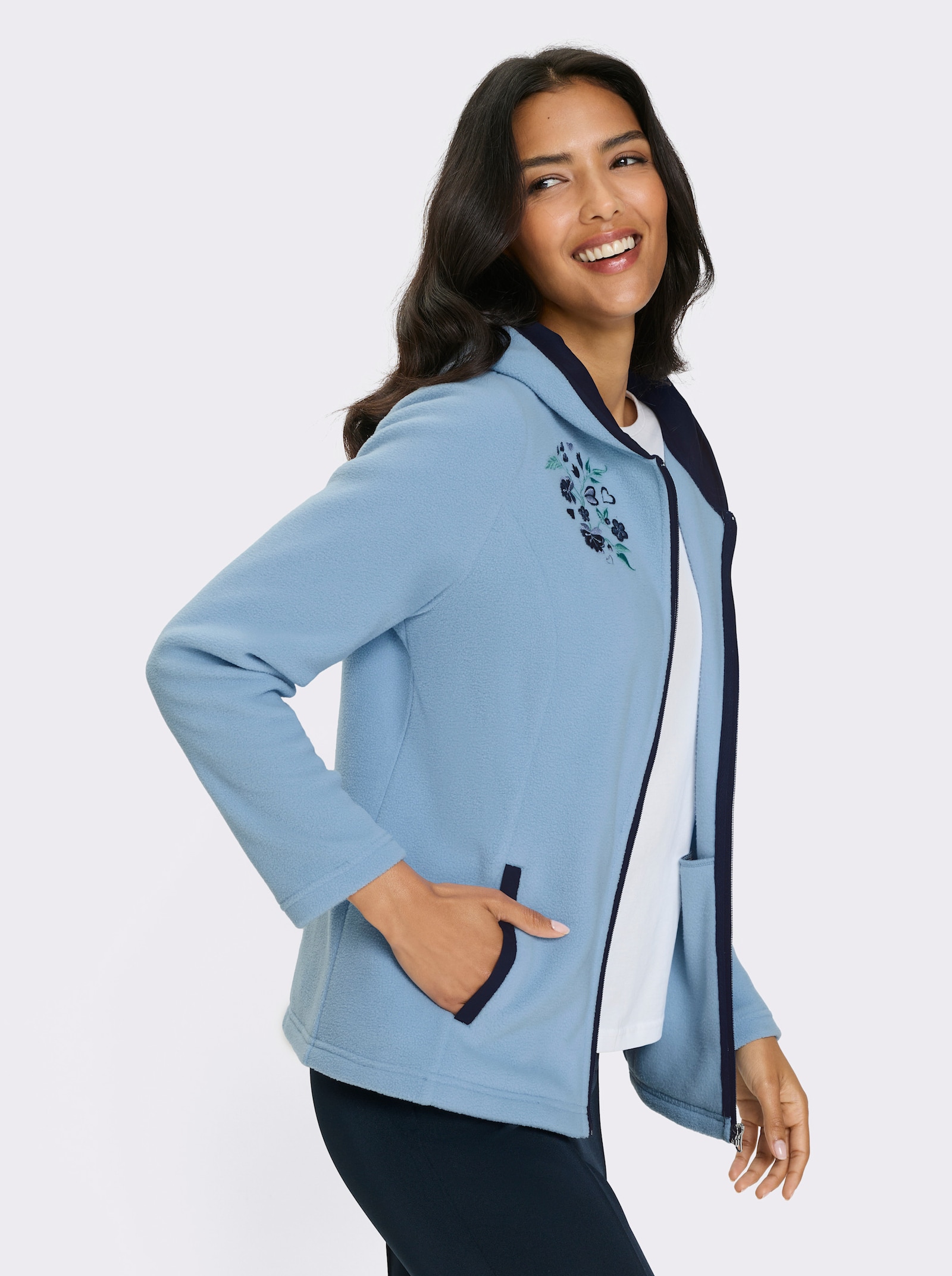 Fleecová bunda s krojovou výšivkou - ledová modrá-námořnická