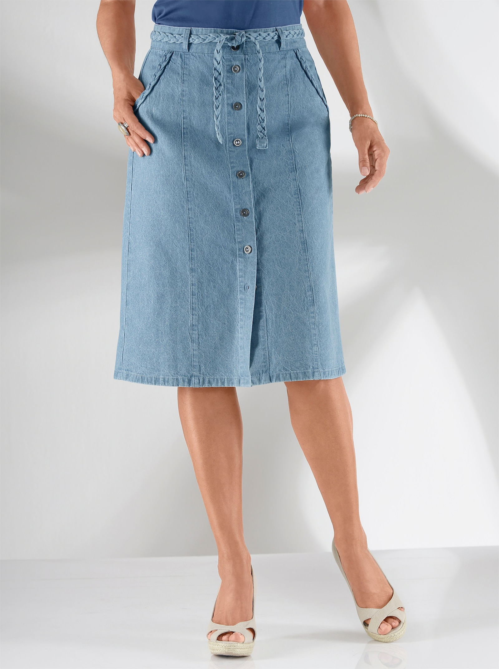 Jeansrok met gevlochten ceintuur - blue-bleached