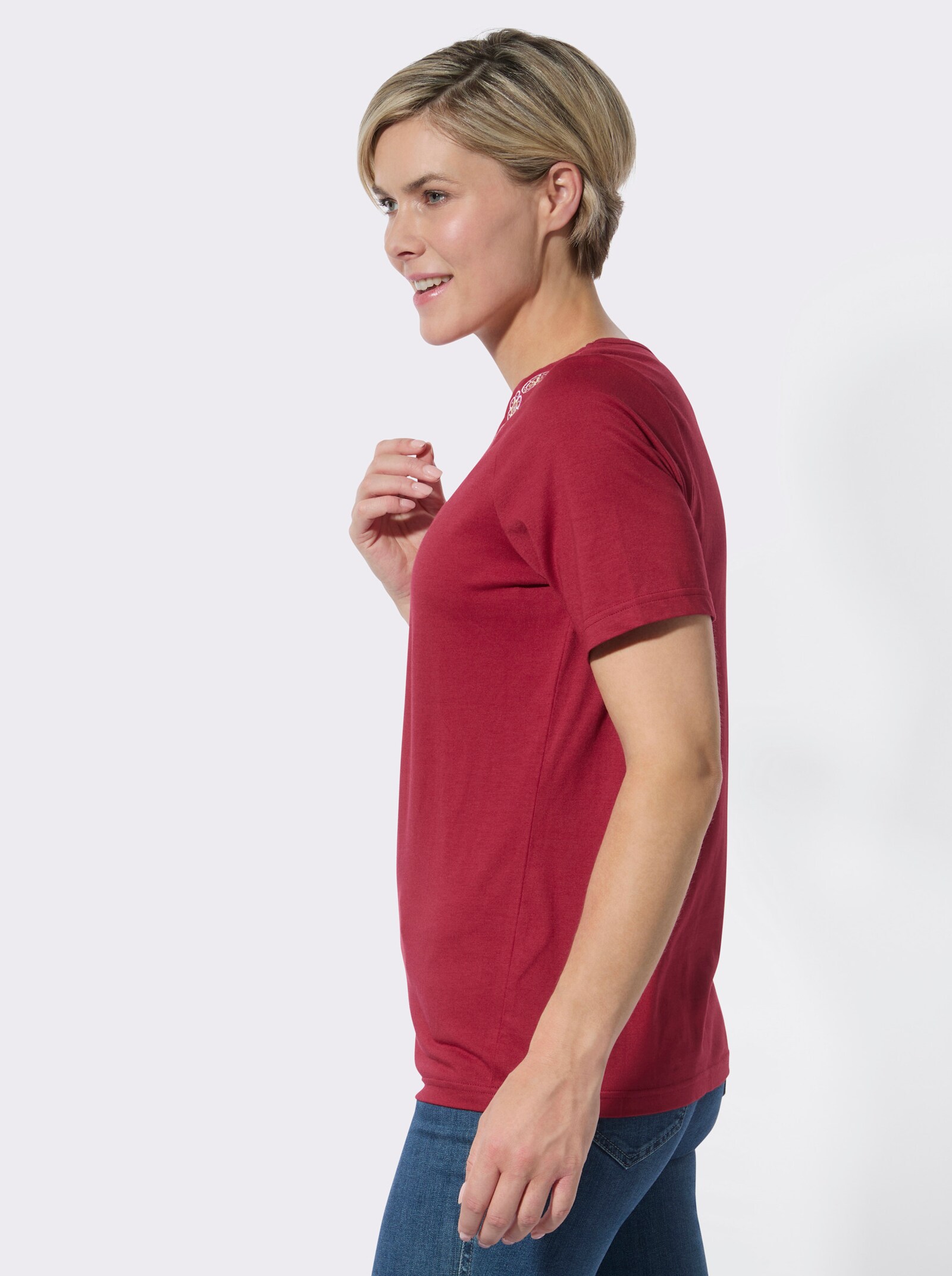 V-Shirt mit Stickereien und Glitzersteinchen - kirsche