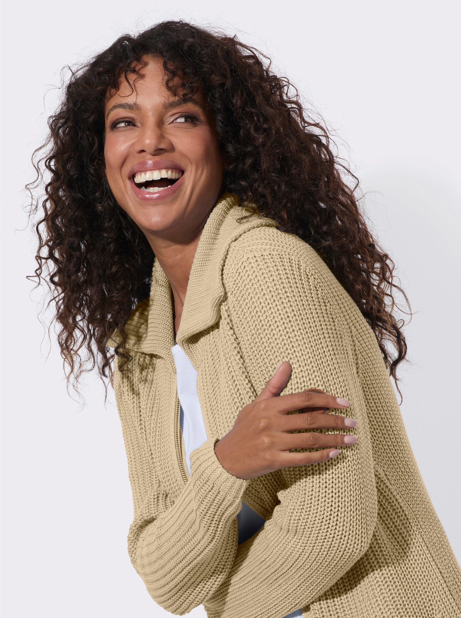 Longstrickjacke mit Umlegekragen - sand