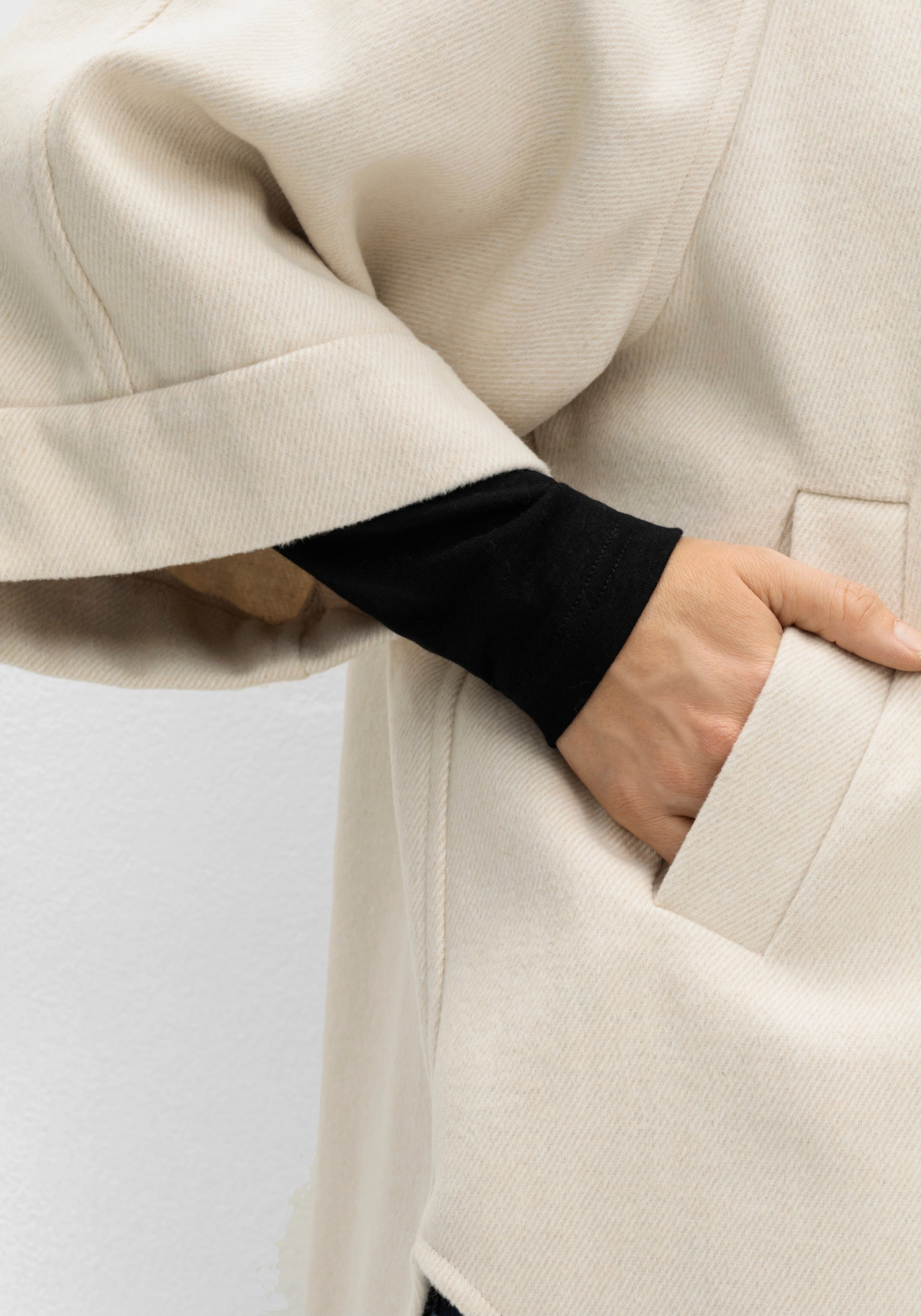 sheego Jacke in Cape-Form, mit 3/4-Arm - beige