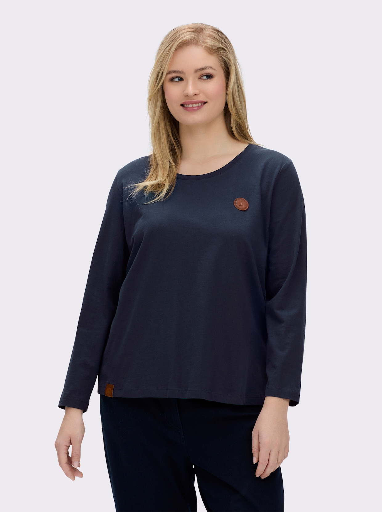 Langarmshirt mit Leder-Imitat-Patch - marine