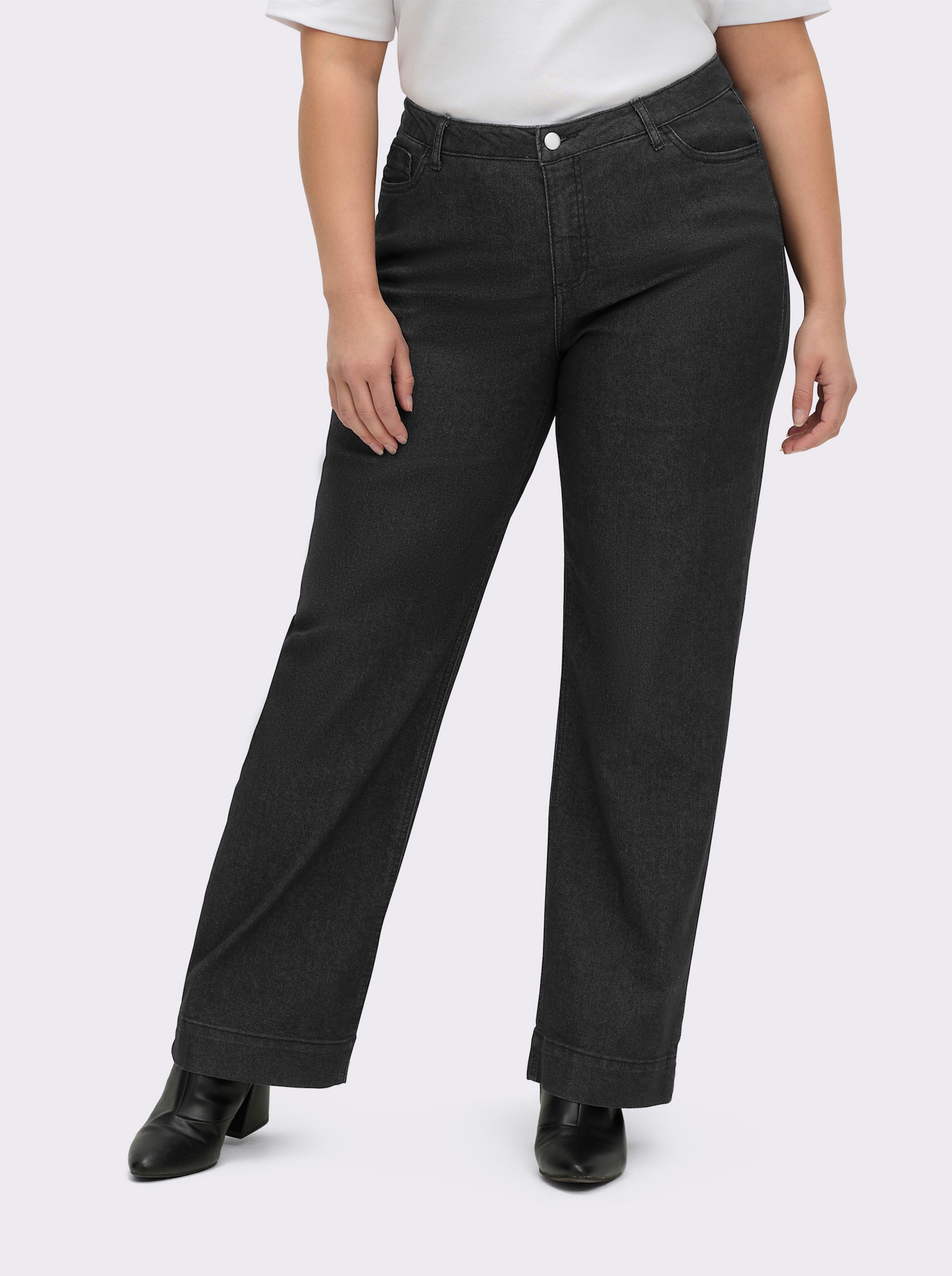 Jeans mit weitem Bein - schwarz