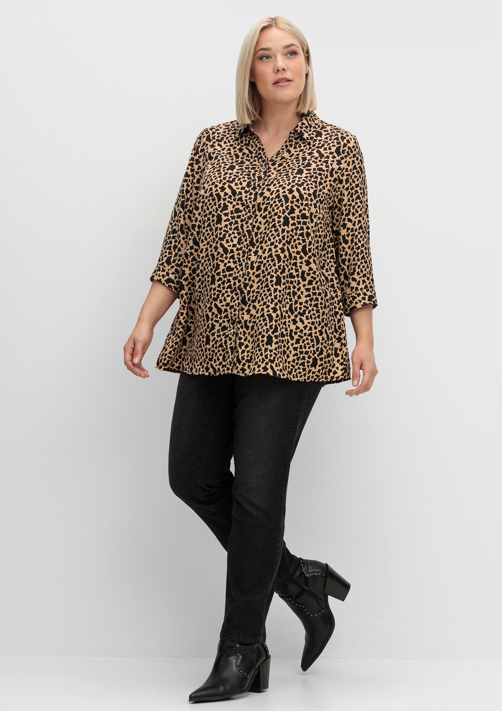 Longbluse in A-Linie - camel-schwarz-bedruckt