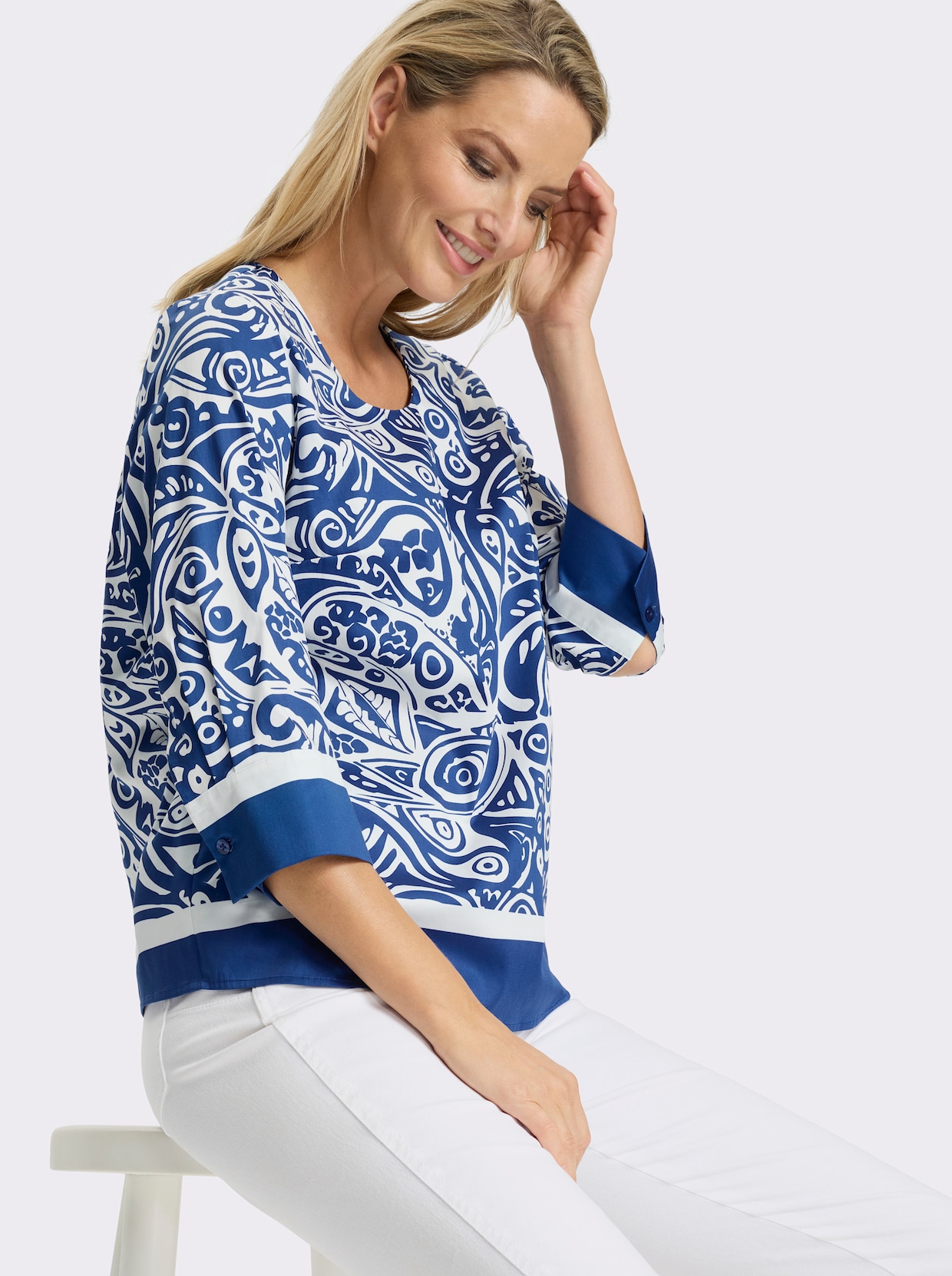 heine Druckbluse - royalblau-ecru-bedruckt