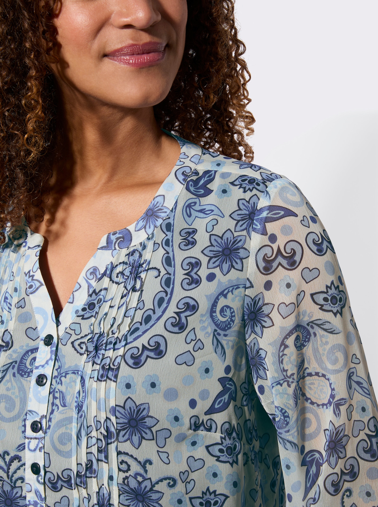 Schlupfbluse mit transparenten Ärmeln - champagner-royalblau-bedruckt