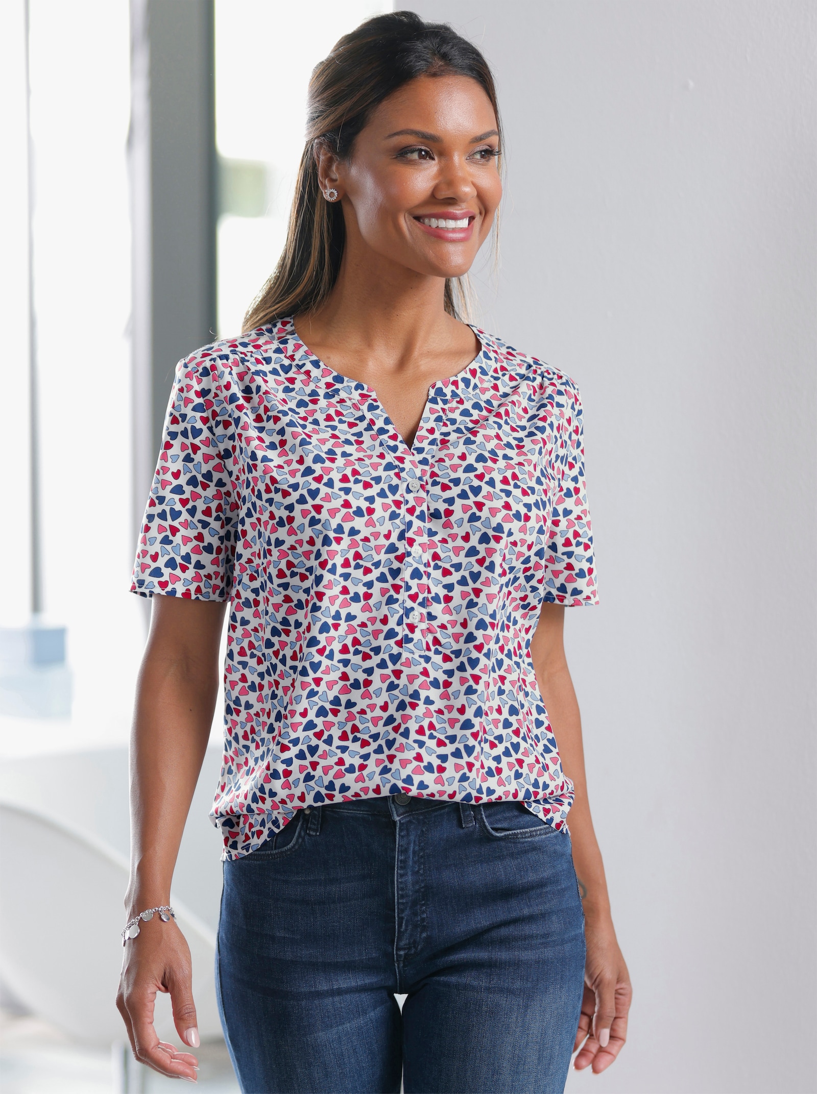 Kurzarmbluse in Crêpe-Qualität - ecru-bedruckt