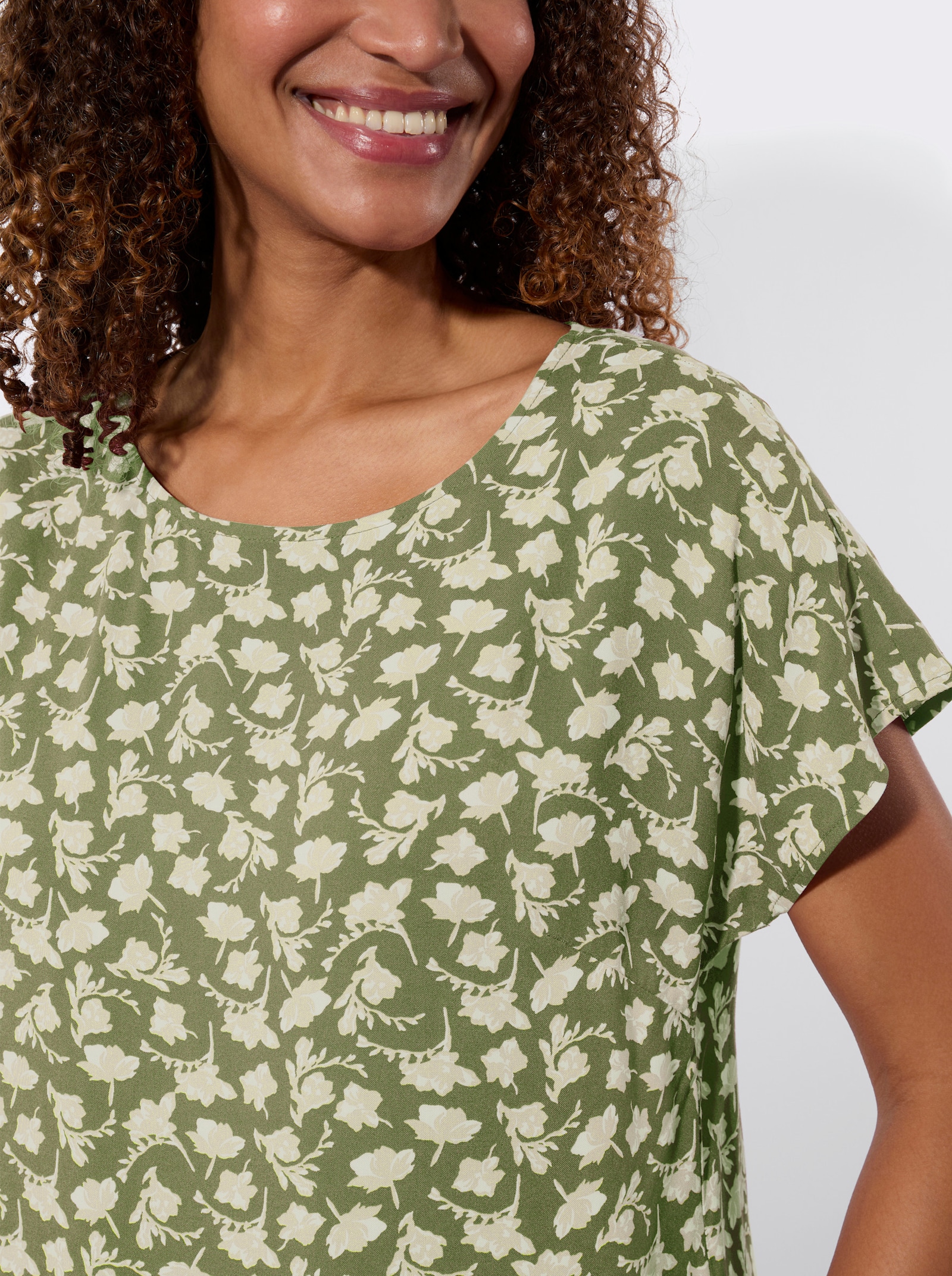 Blouseshirt met bloemdessin - kaki/wit geprint