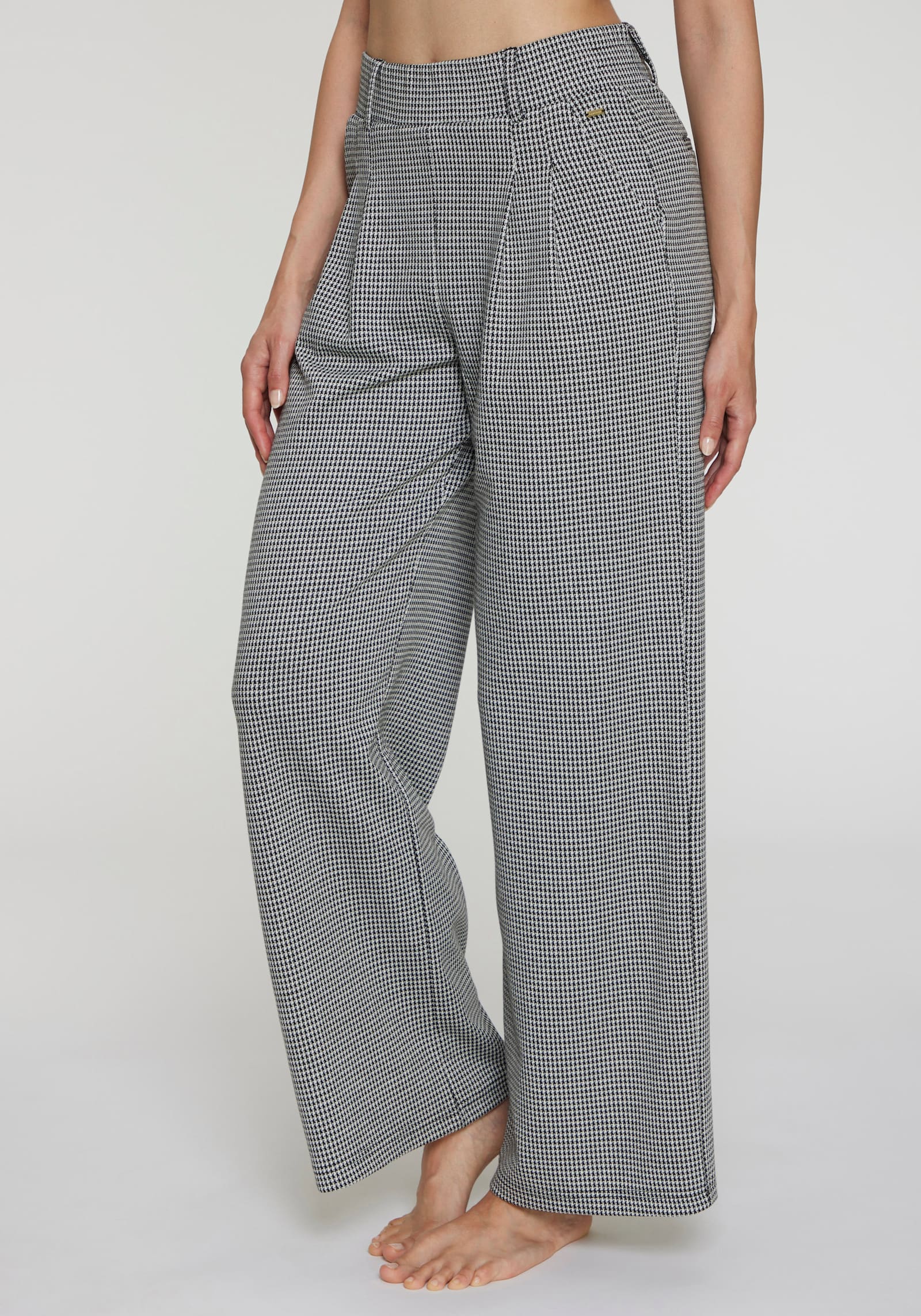 LASCANA Schlupfhose - schwarz kariert