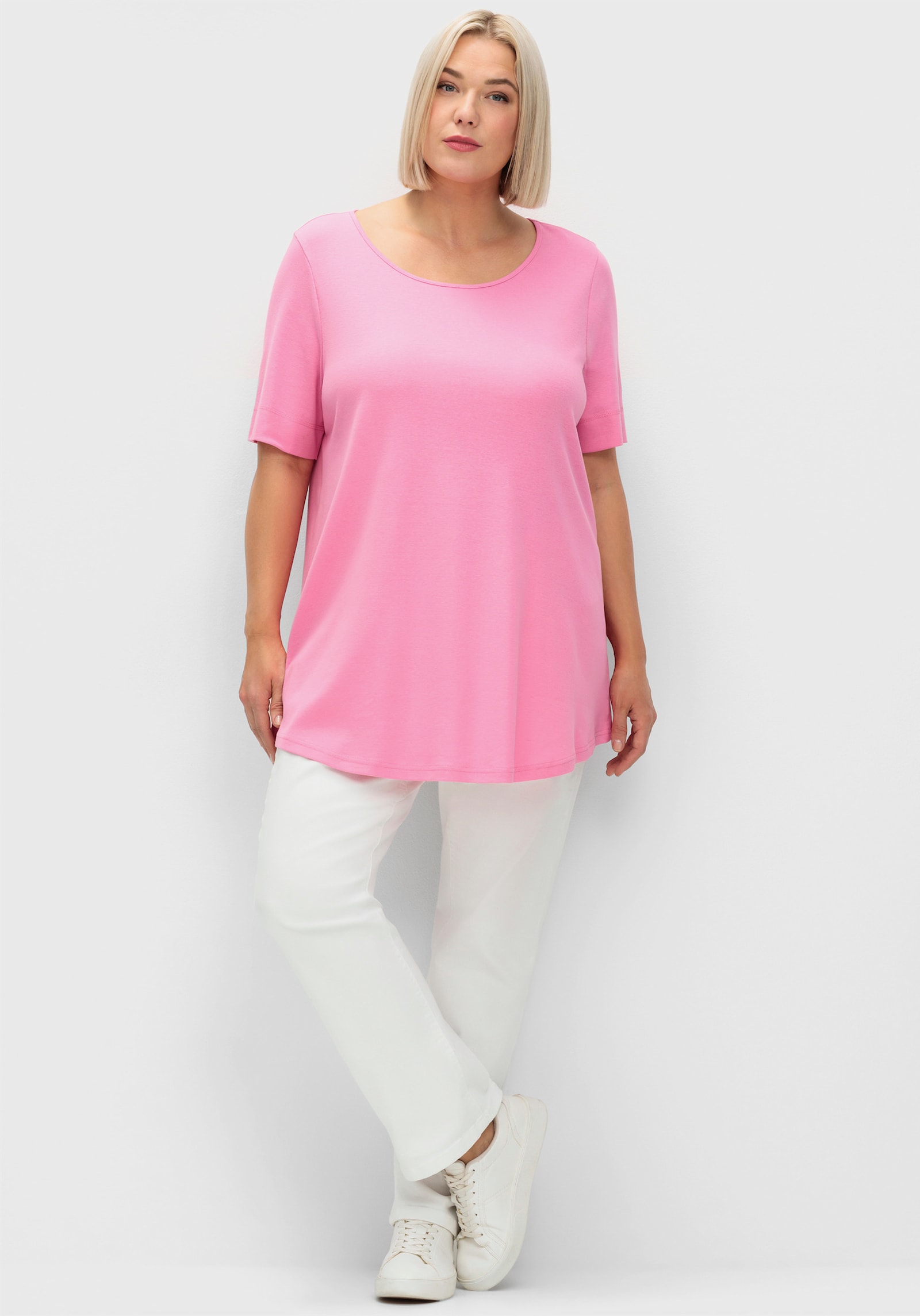 sheego Longshirt mit abgerundetem Saum - blumiges pink