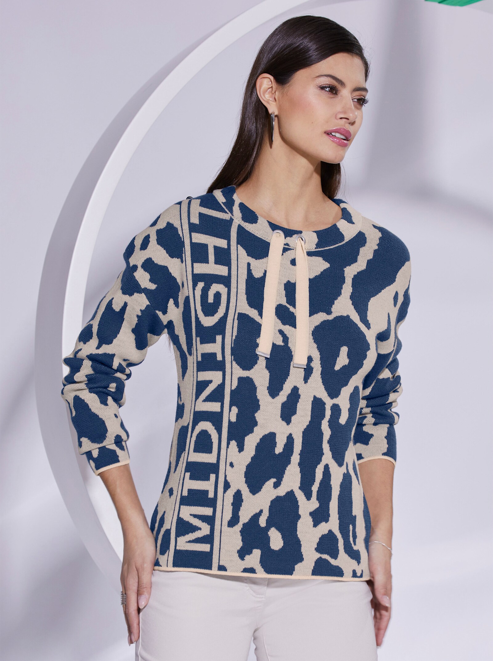 Jacquard-Pullover mit halsfernem Stehkragen - dunkelblau-sand