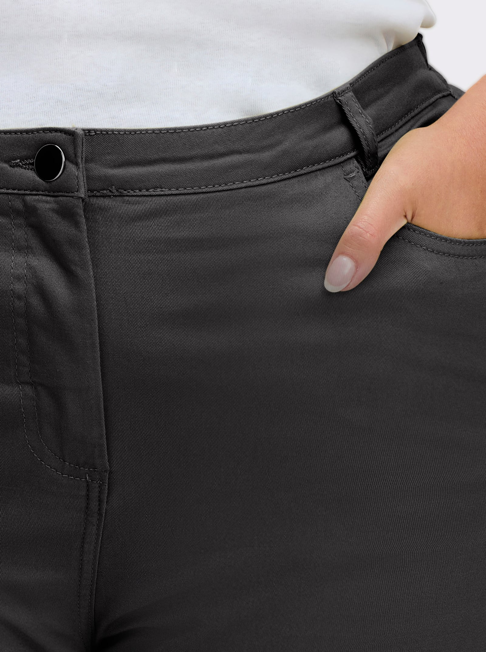 Jeans mit Stretch-Anteil - schwarz