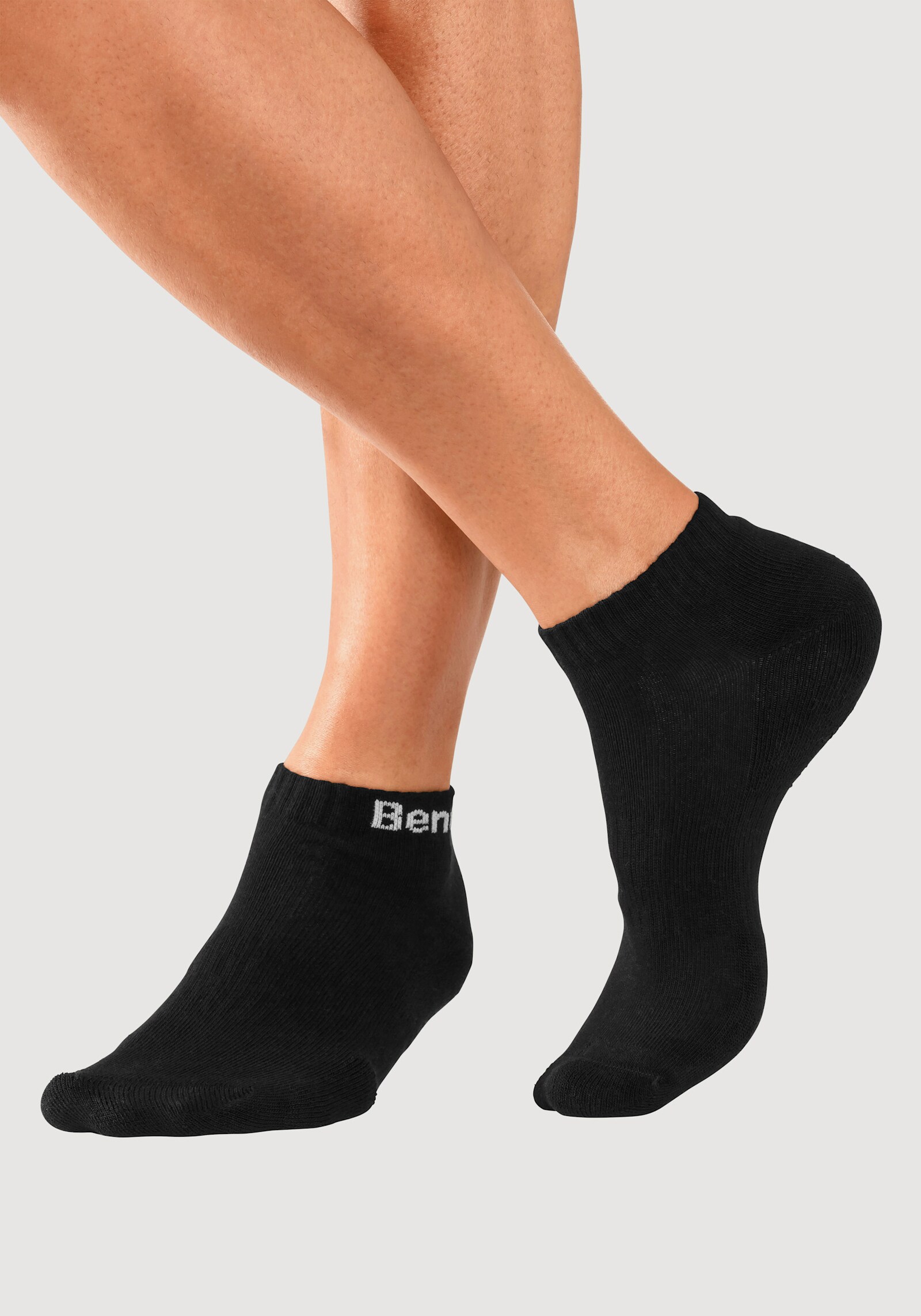 Bench. Sportsocken - 4x schwarz, 4x weiß, 4x grau-meliert