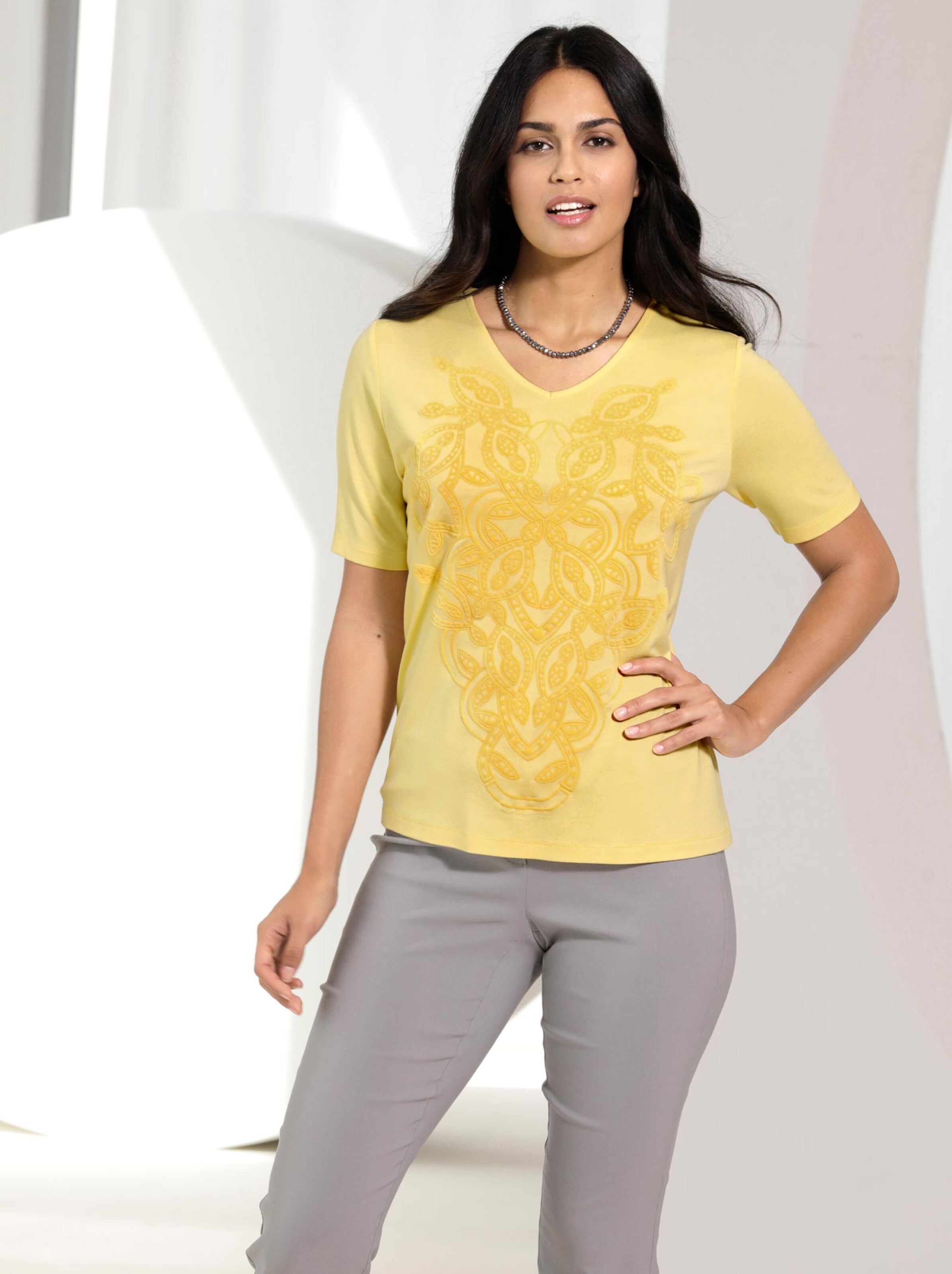 Shirt met v-hals