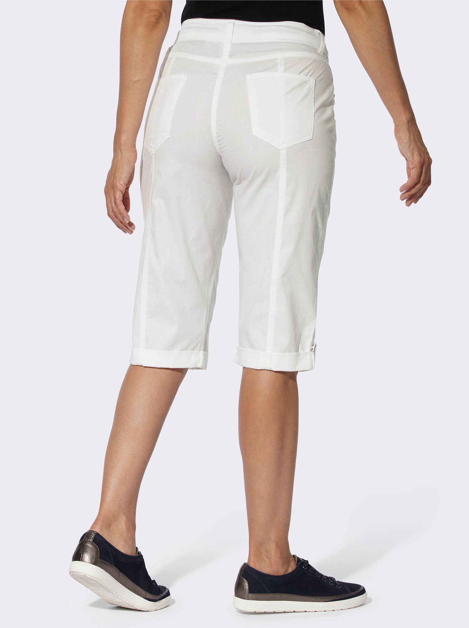 Bermudas mit Druckknopf am Bein - weiß