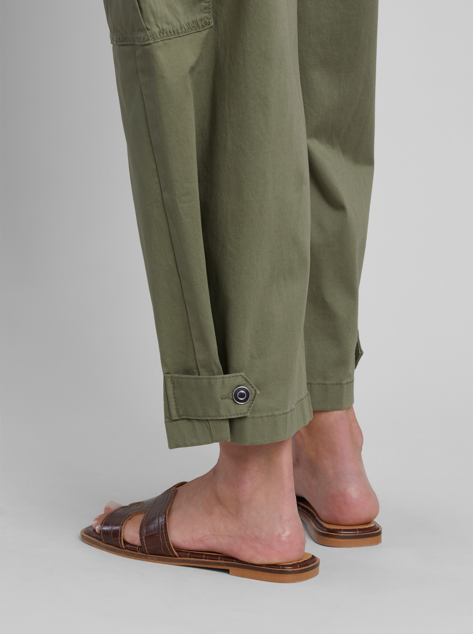 heine Cargohose in Paperbag-Optik - khaki