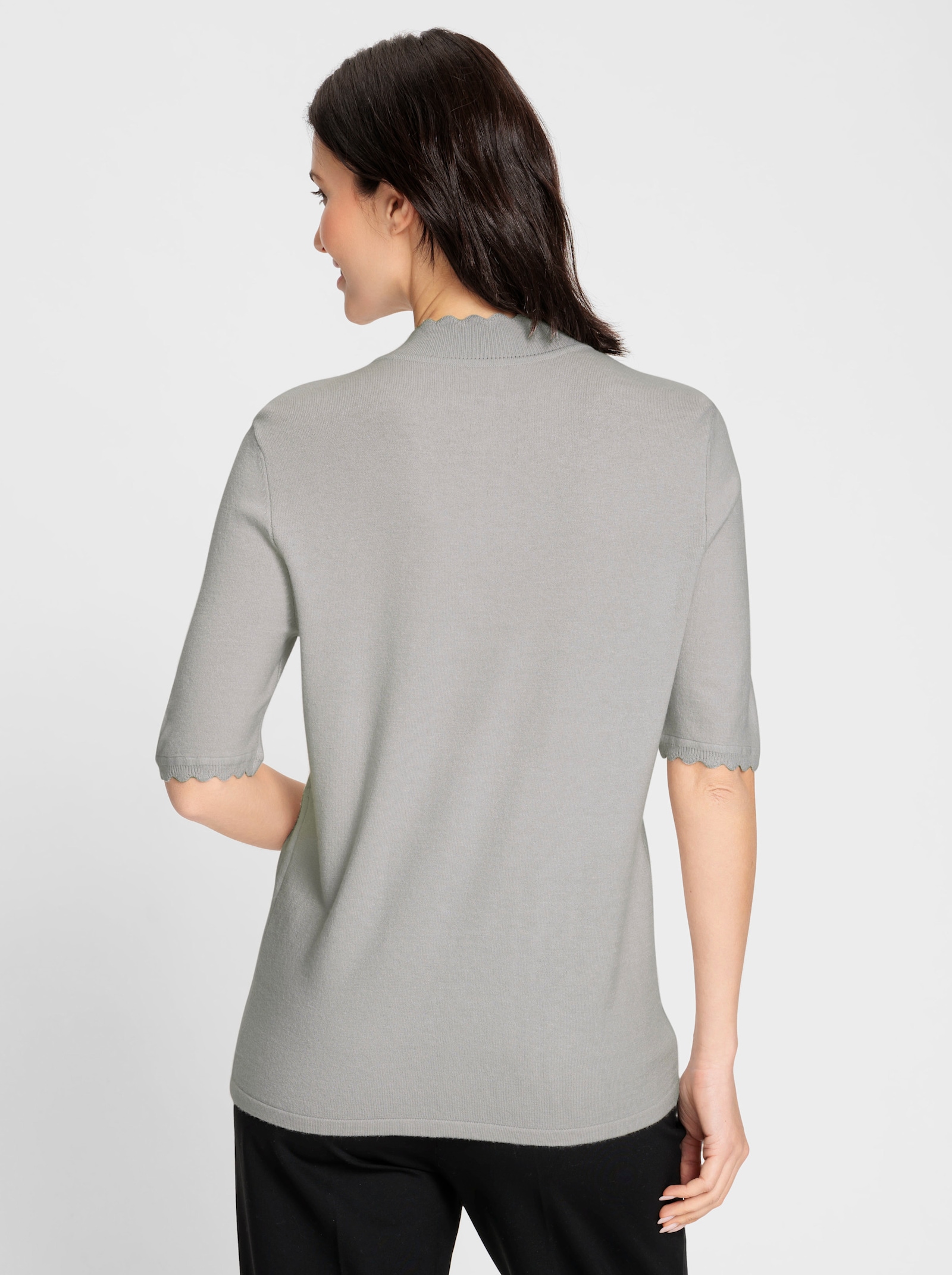 Kurzarmpullover mit Wellenkanten - hellgrau