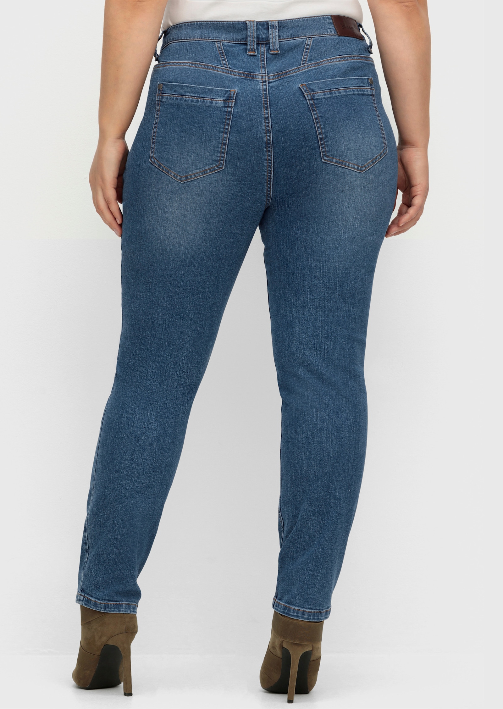 sheego Jeans schmal, mit extra-weitem Oberschenkel - blue denim
