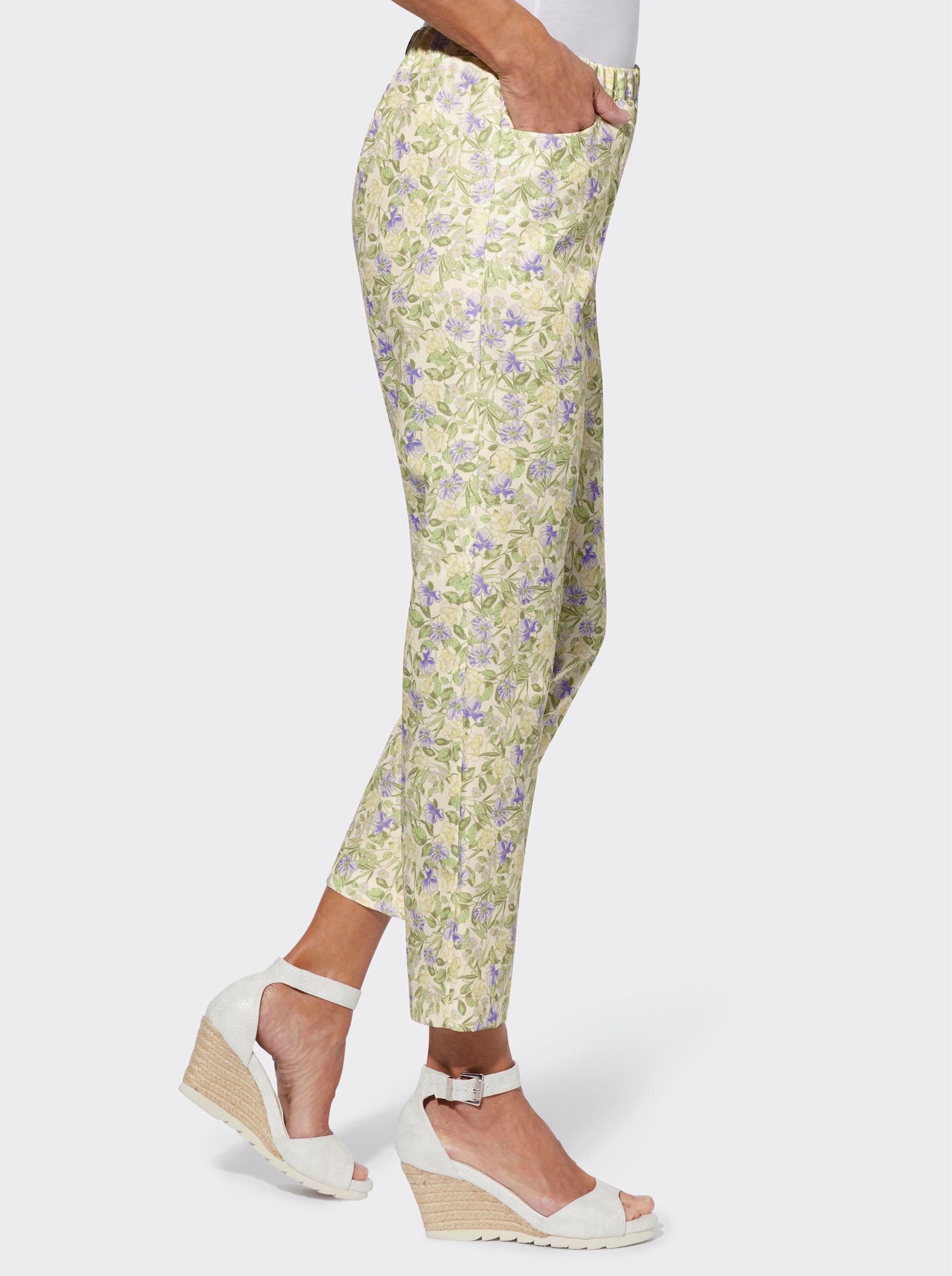 7/8-Hose mit Blumenmuster - champagner-flieder-bedruckt