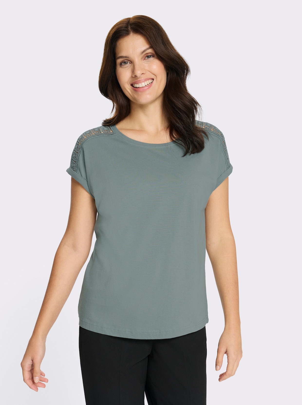 Rundhalsshirt mit Spitze an der Schulter - jade