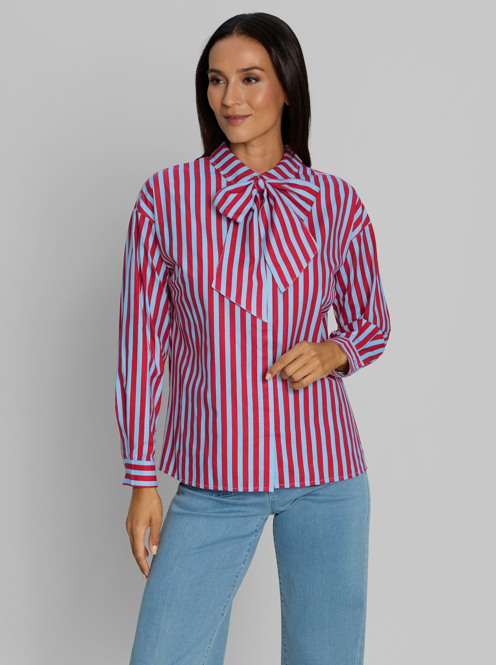 heine Gestreifte Bluse mit Schluppe - eisblau-erdbeere-gestreift