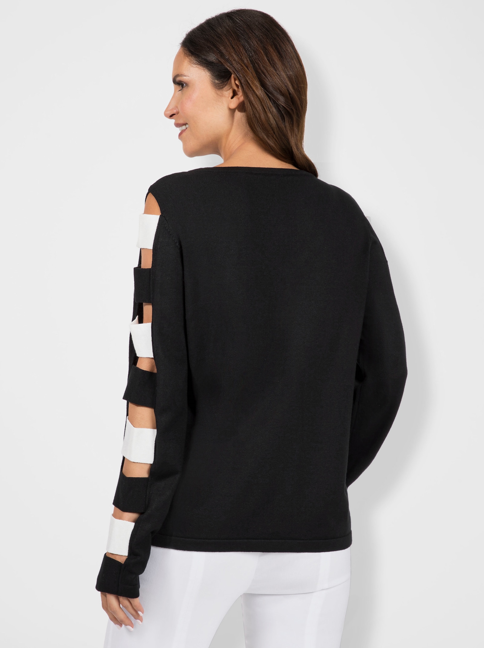 Langarm-Pullover mit Cut-outs - schwarz