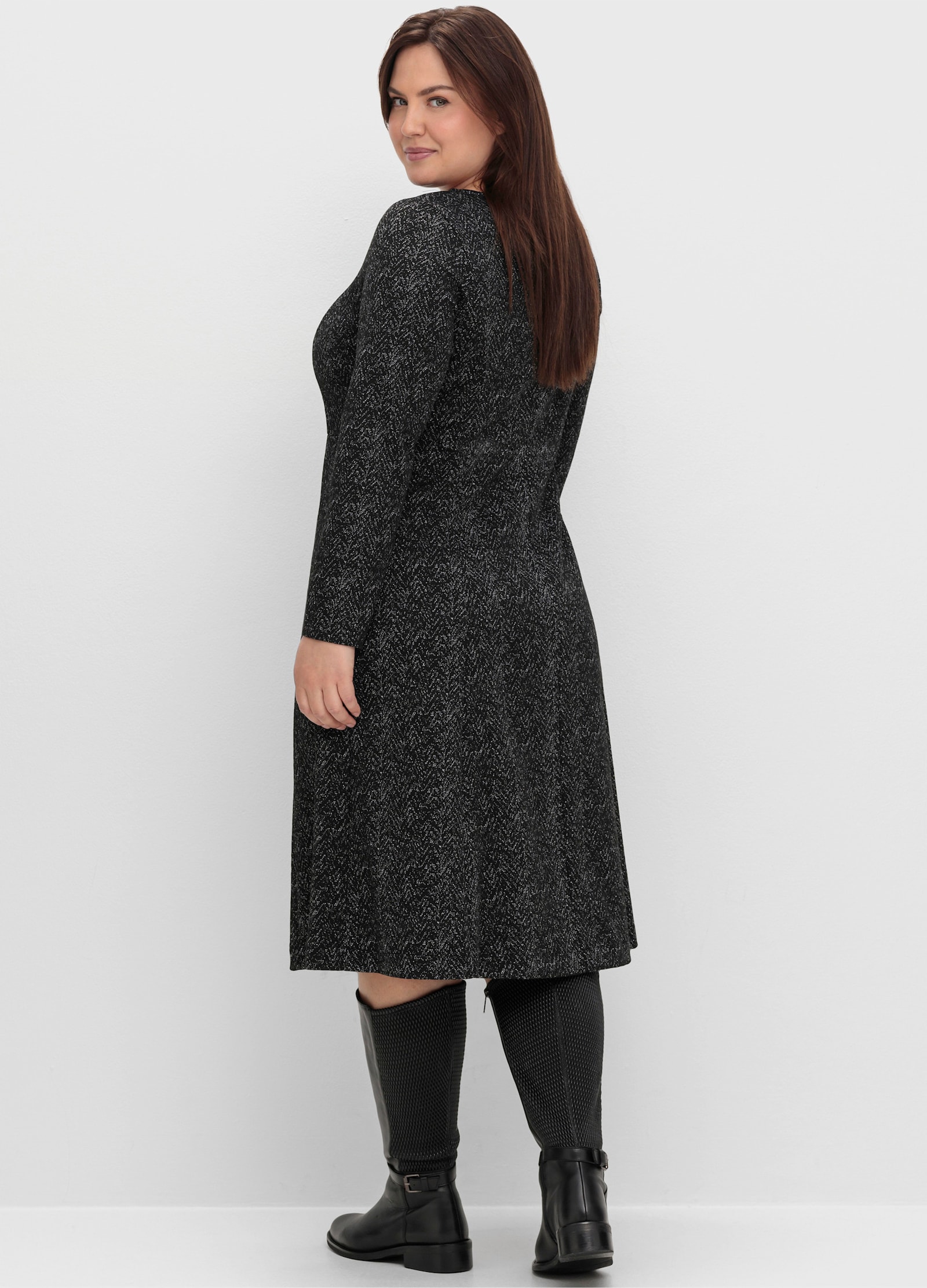 sheego Shirtkleid mit Jacquardmuster bedruckt - schwarz-gemustert