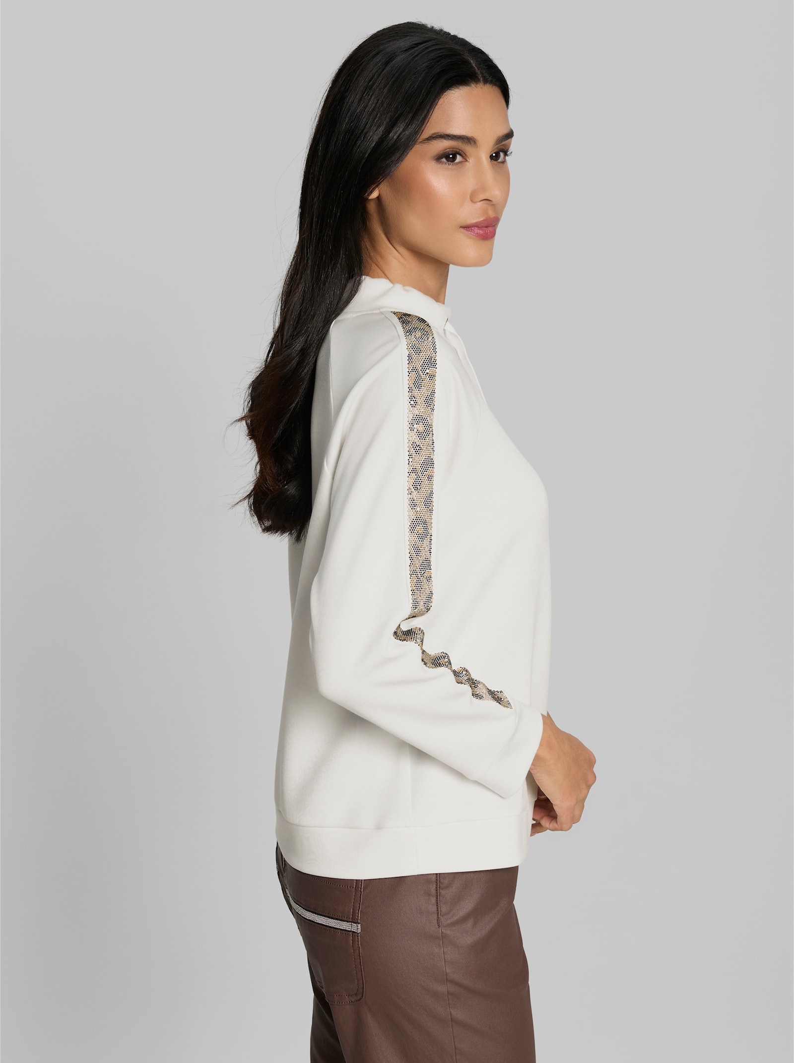 heine Sweatshirt mit Ziersteinchen - ecru