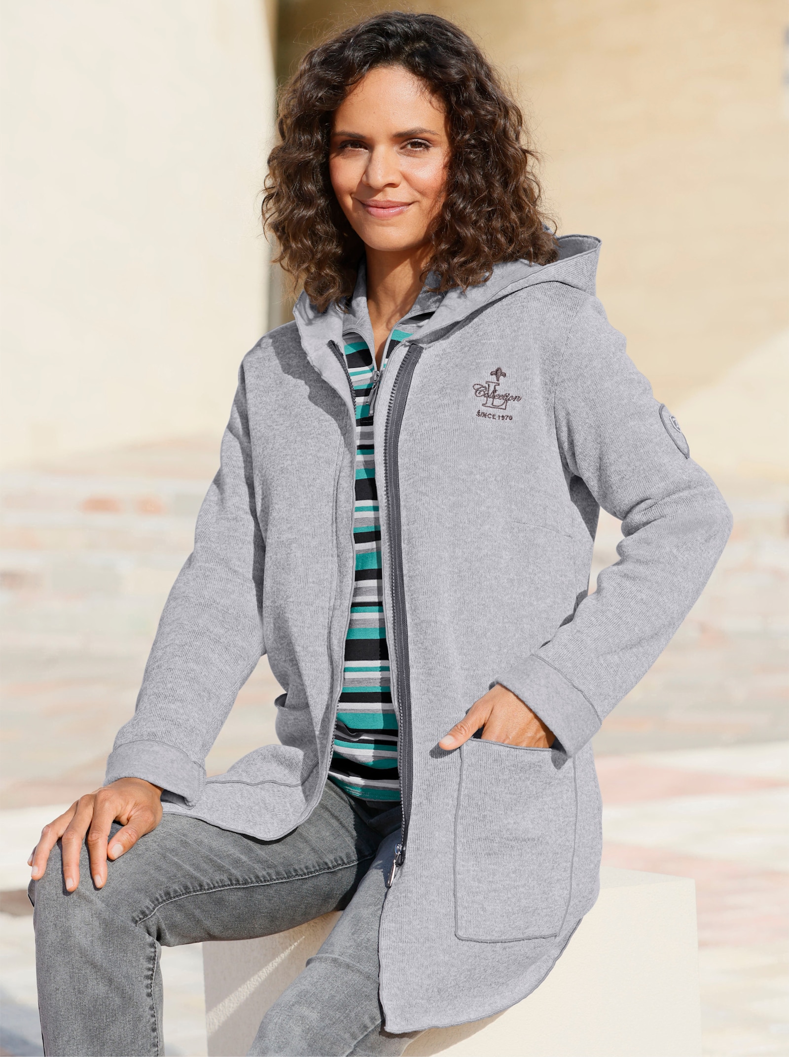 Strickfleece-Jacke mit fixiertem Ärmelaufschlag - steingrau-meliert