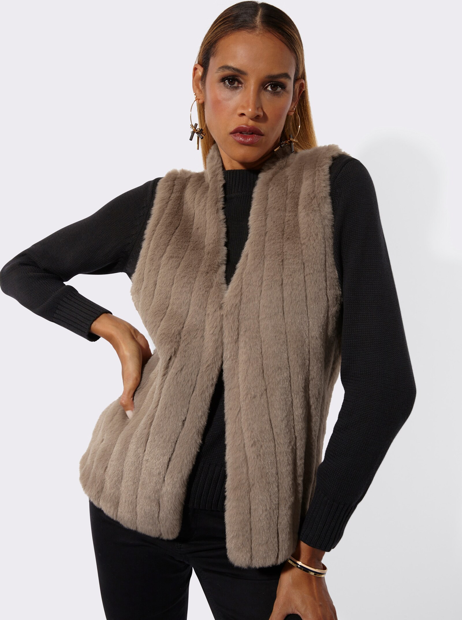 Strickweste mit Fellimitat vorne - dunkeltaupe