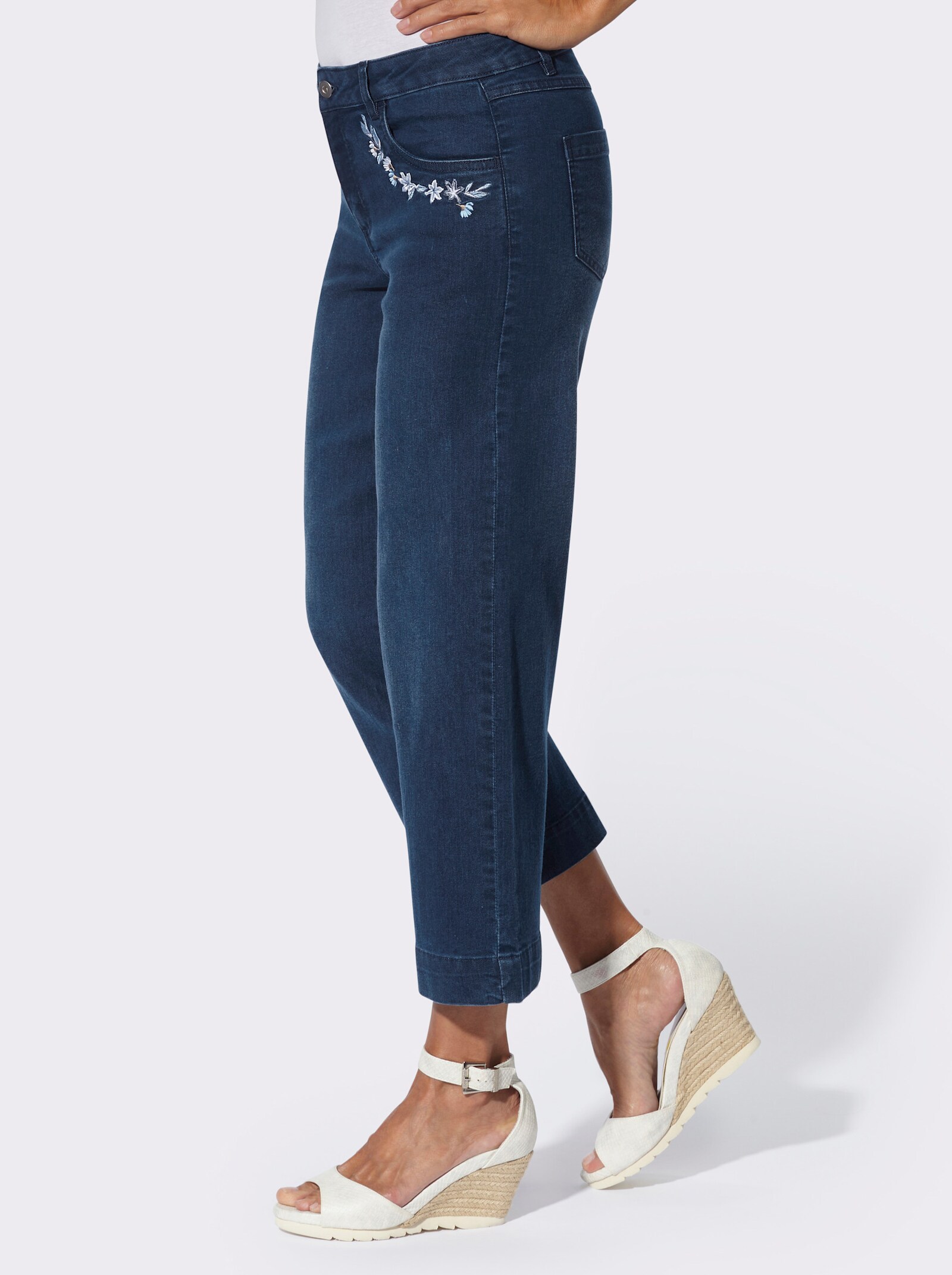 7/8-Jeans mit Blüten-Stickerei an den Taschen - blue-stone-washed