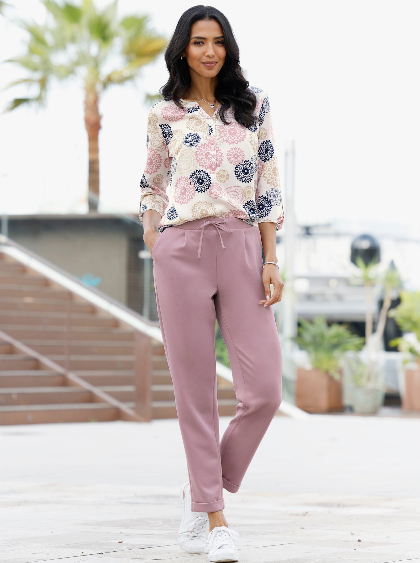 Schlupfbluse mit leicht abgerundetem Saum - ecru-mauve-bedruckt