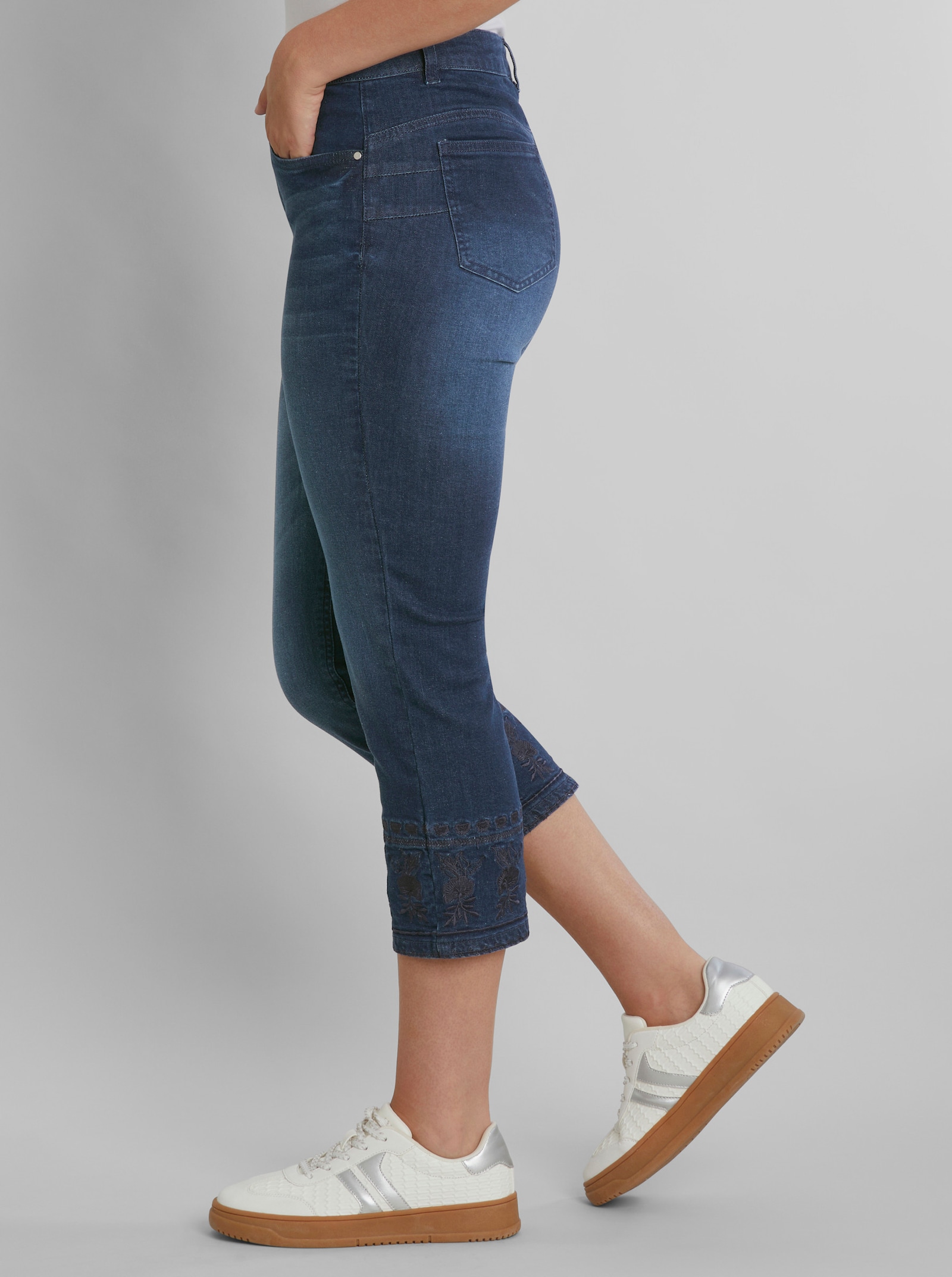 heine Push-up-Jeans mit Blumenstickerei - dark blue