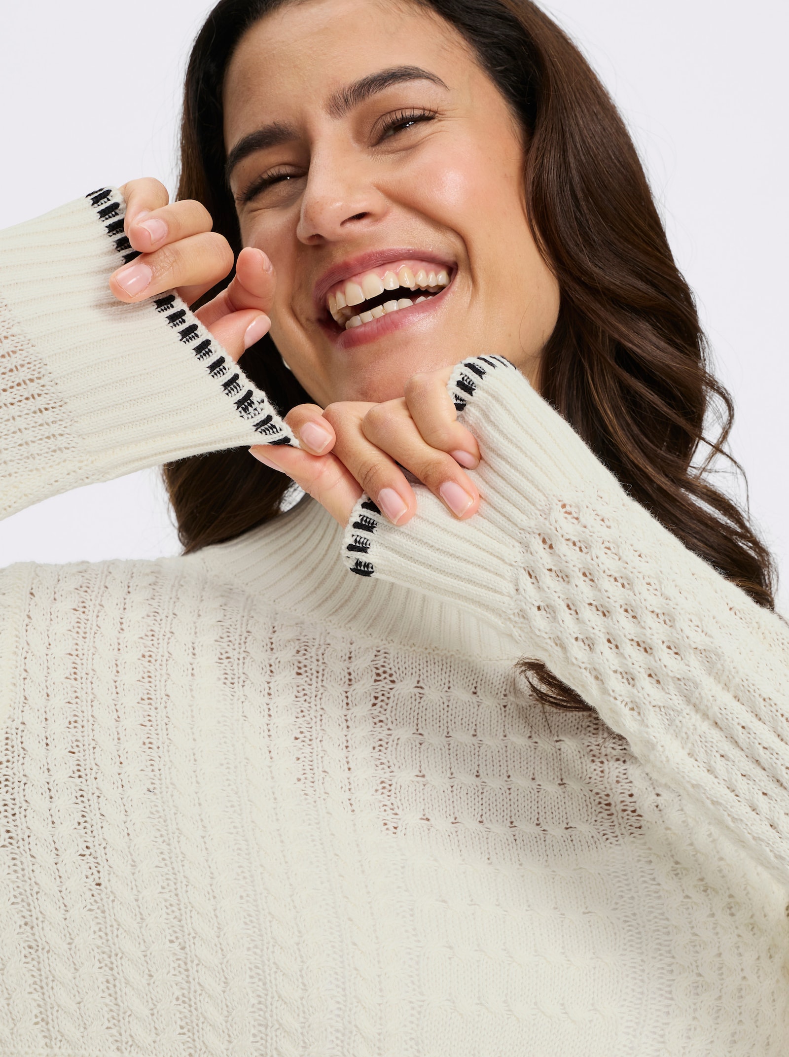 Stehkragenpullover - champagner-gemustert