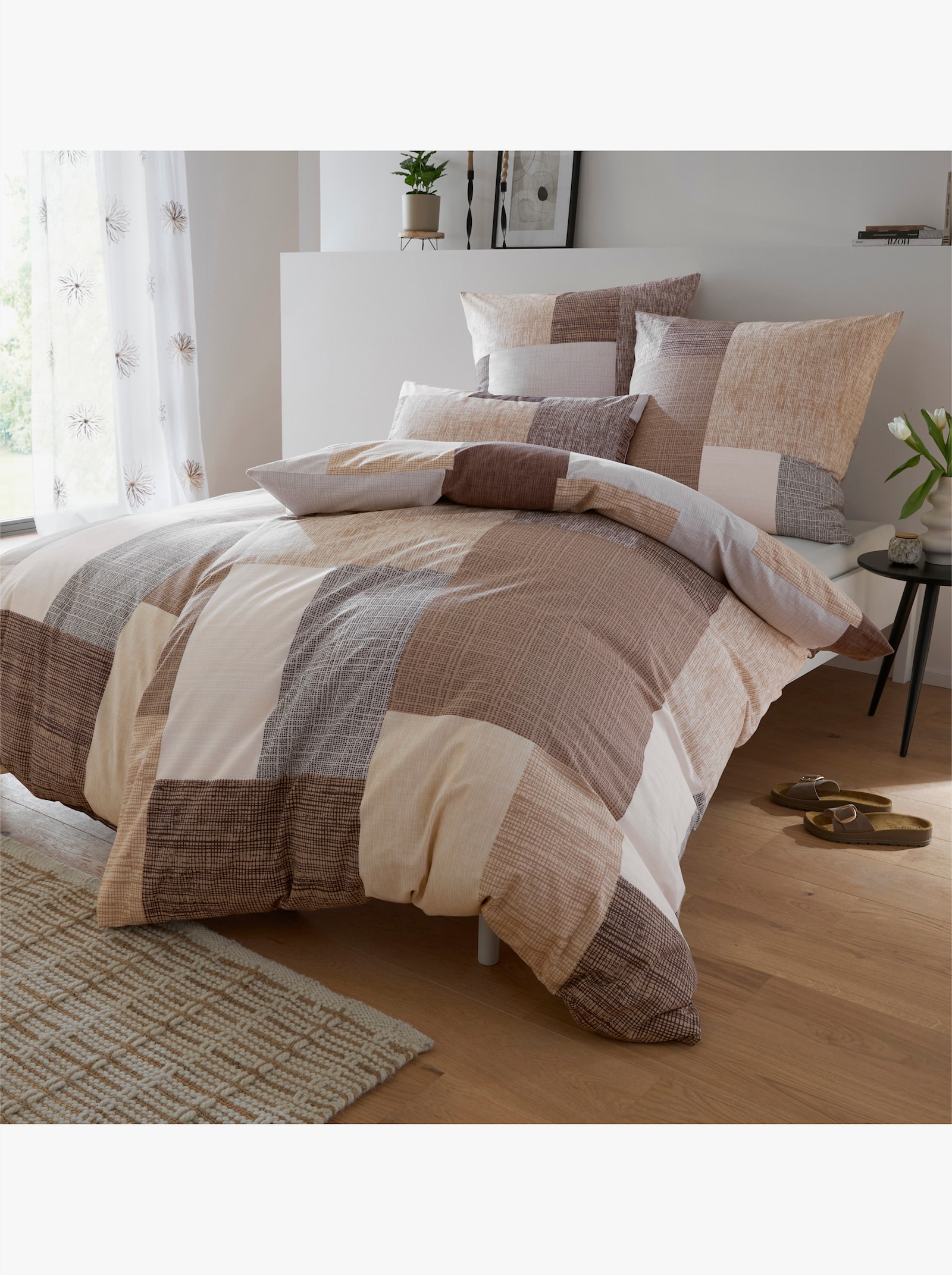 heine home Bettwäsche mit Grafik-Dessin - beige-hellgrau-bedruckt