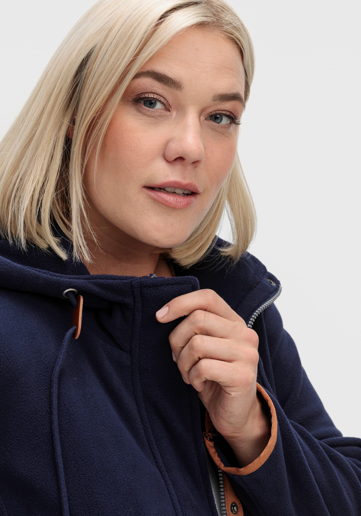 Kapuzenfleecejacke mit verdecktem Reißverschluss - marine