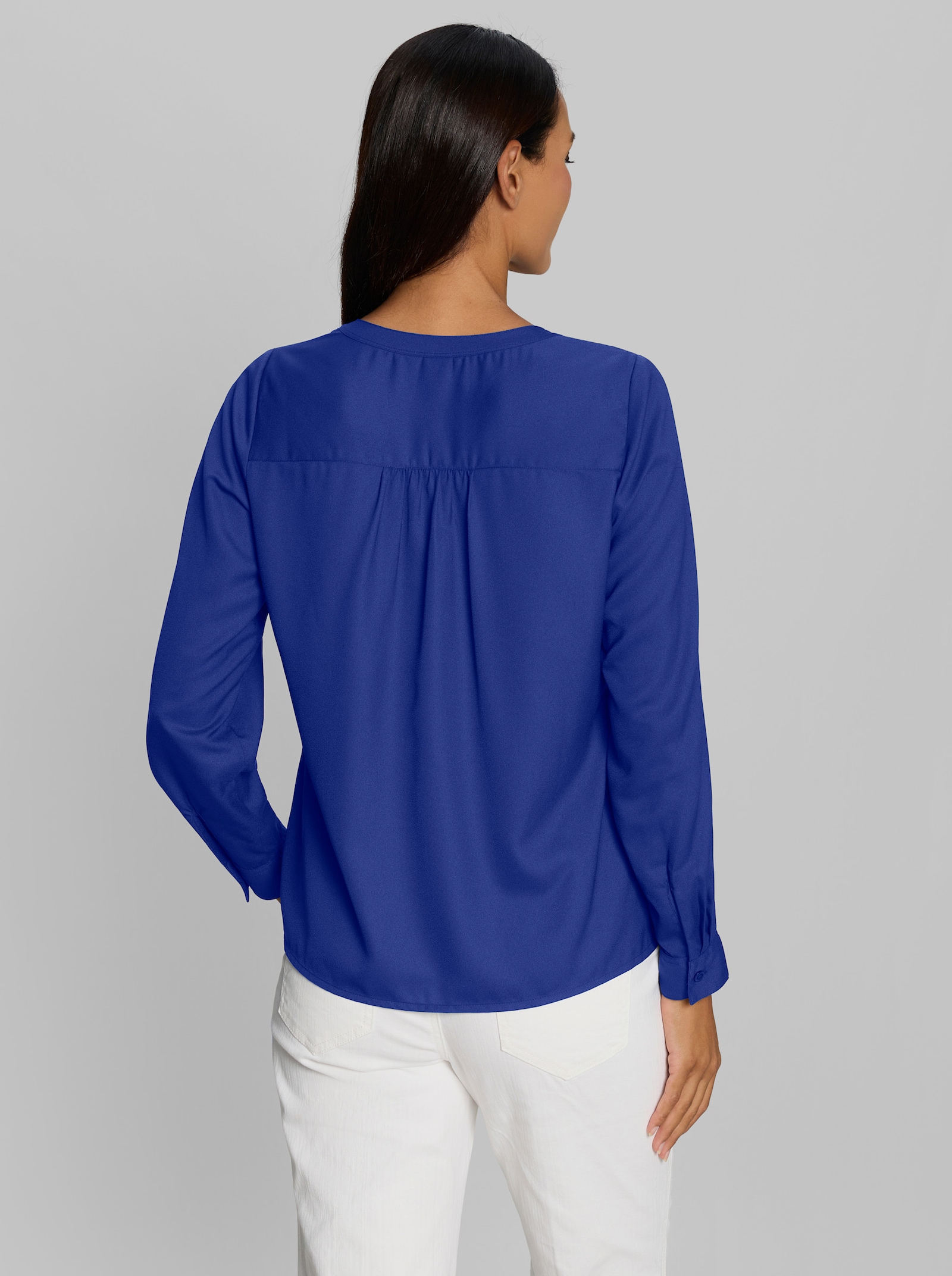 heine Crêpebluse mit Brusttaschen - royalblau