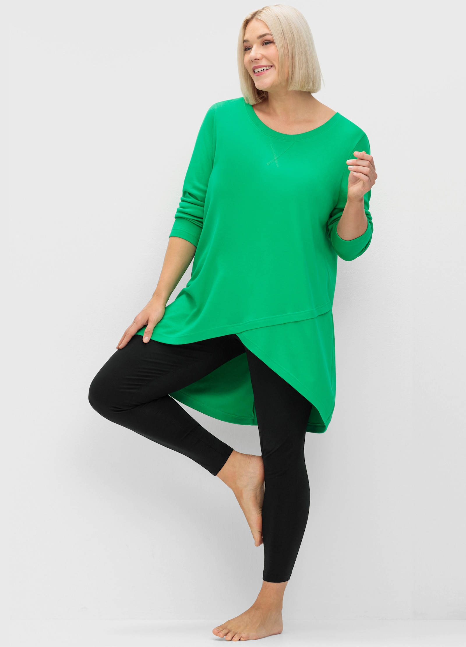 sheego Shirt met lange mouwen in wikkellook - grasgroen