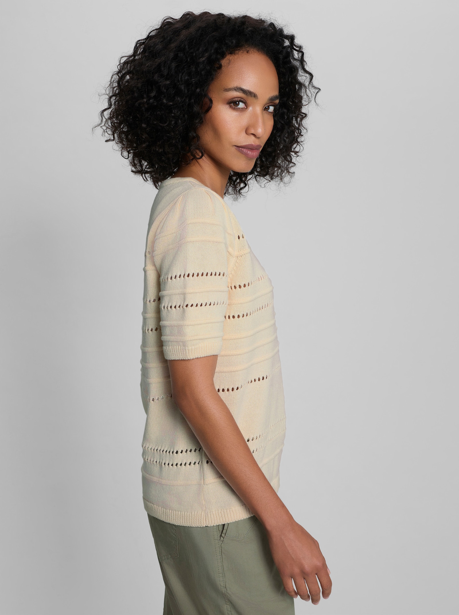 heine Kurzarmpullover mit Ajourstrick - champagner