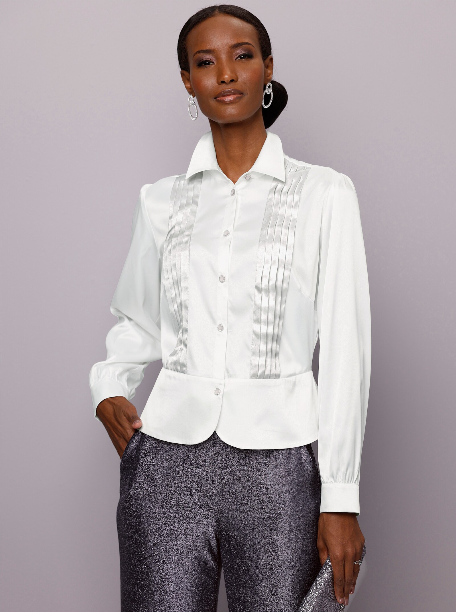 Satinbluse mit Hemdkragen - ecru