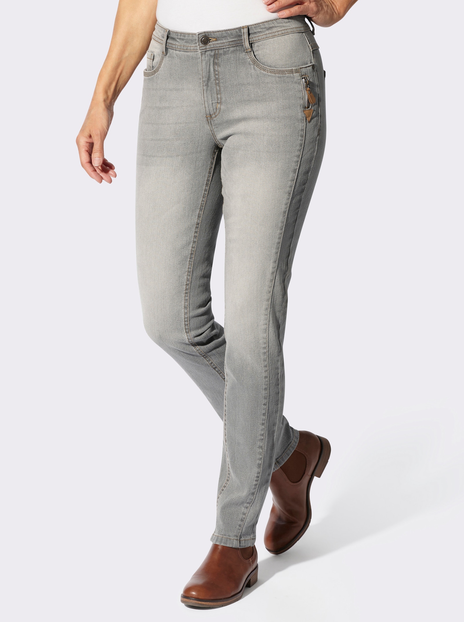 Jeans in modischer Waschung - light grey-denim