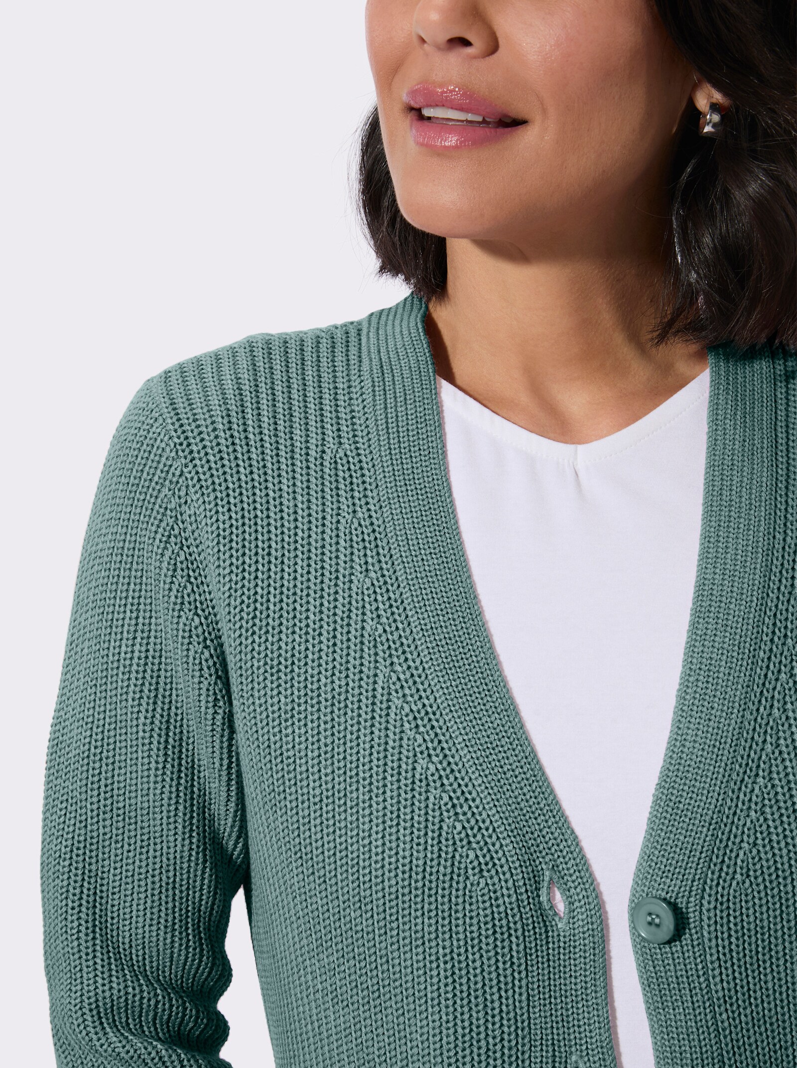 Longstrickjacke mit feiner Rippstruktur - jade