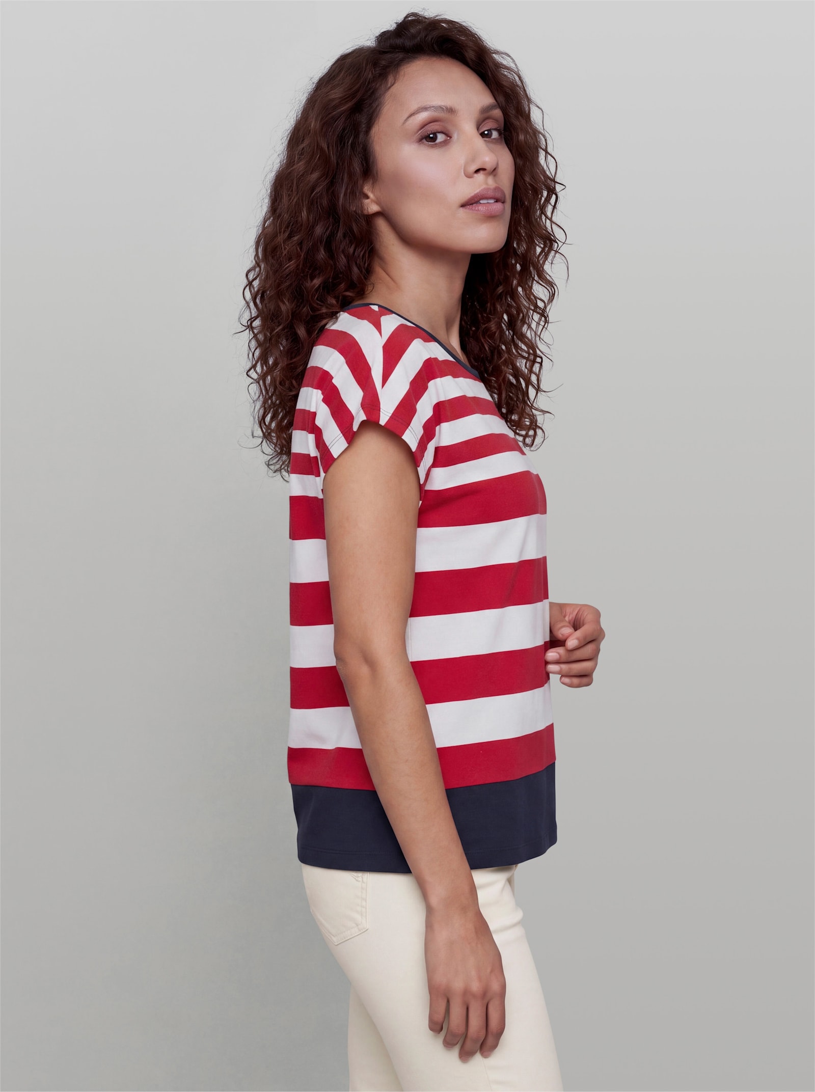 heine Ringelshirt mit Kontrast-Details - weiß-marine-geringelt
