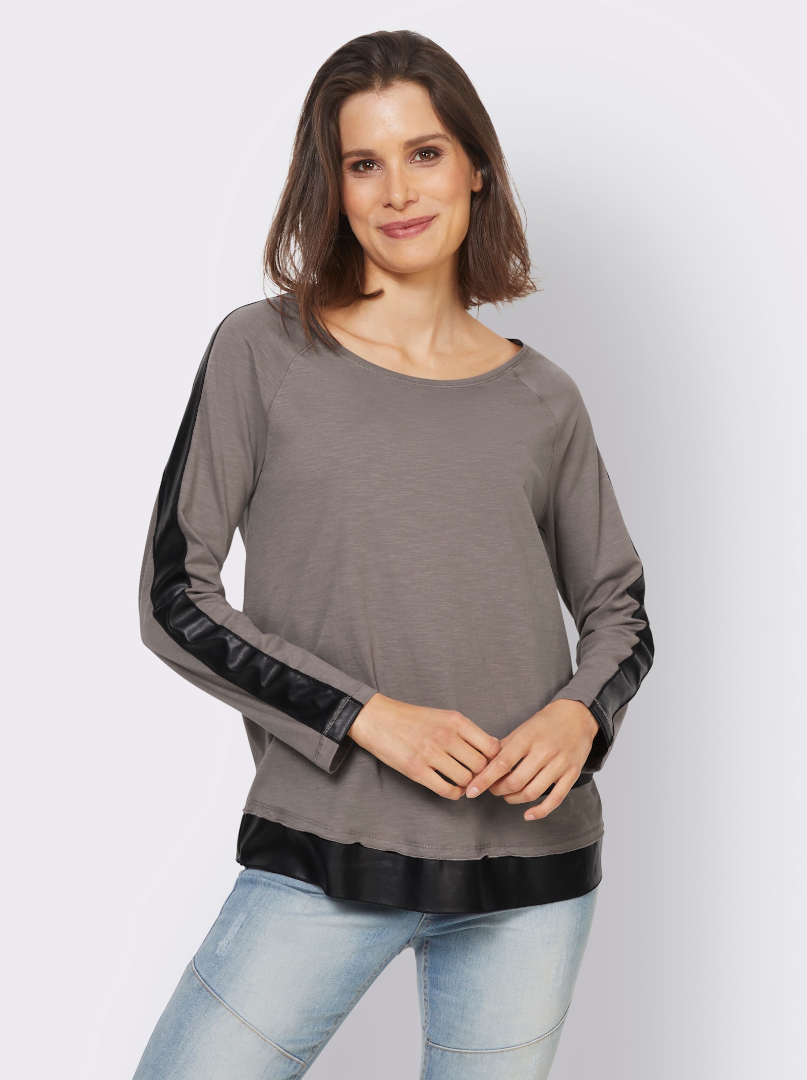 heine Langarmshirt mit Lederimitat-Details - taupe