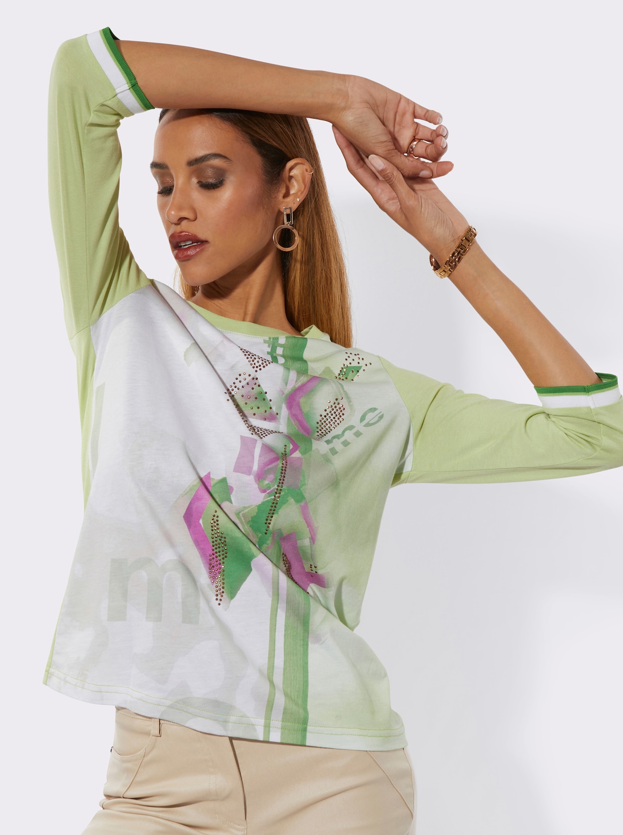 Rundhalsshirt - ecru-pistazie-bedruckt