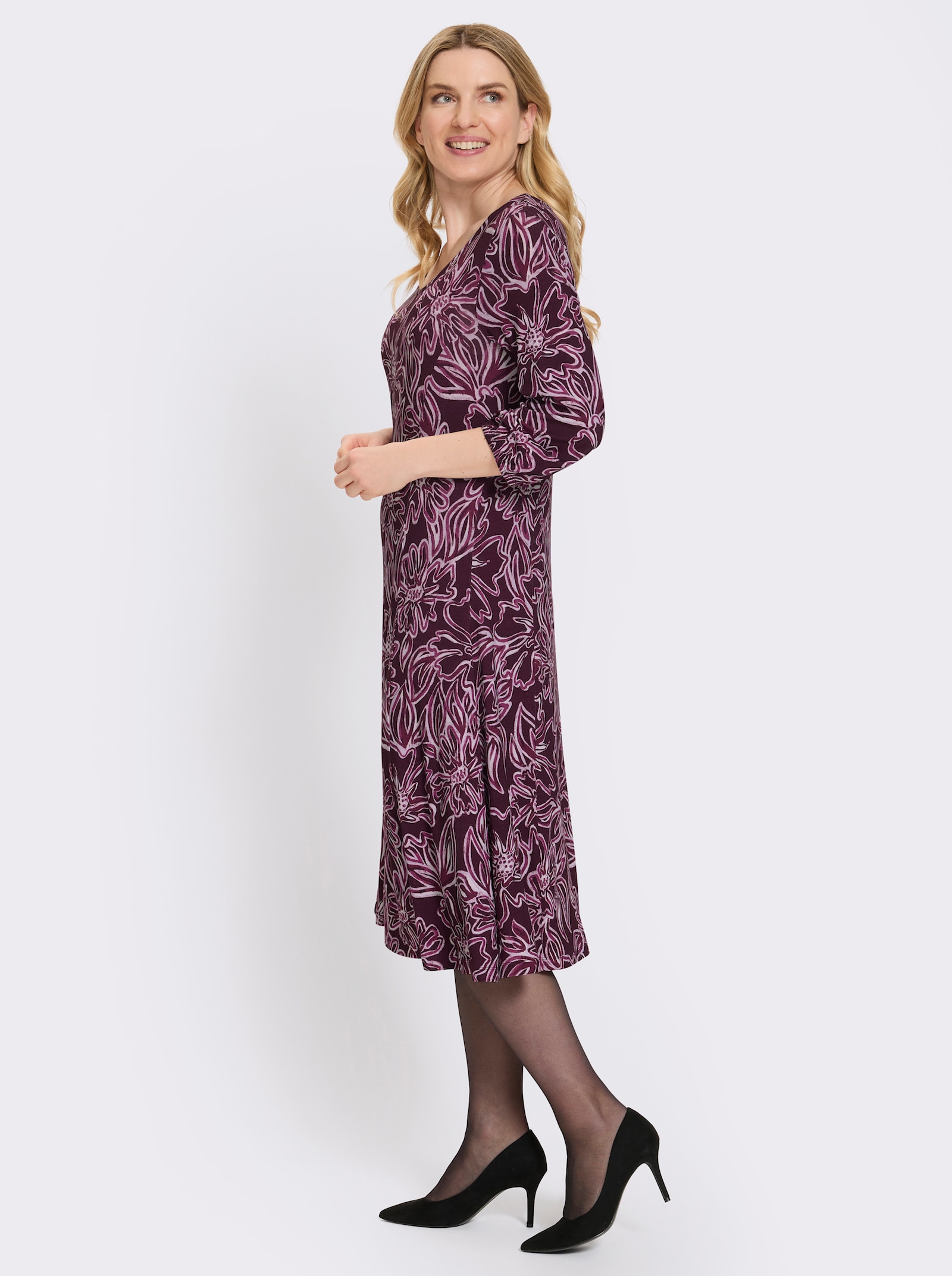 Jerseykleid mit 3/4-Ärmeln - burgund-flieder-bedruckt