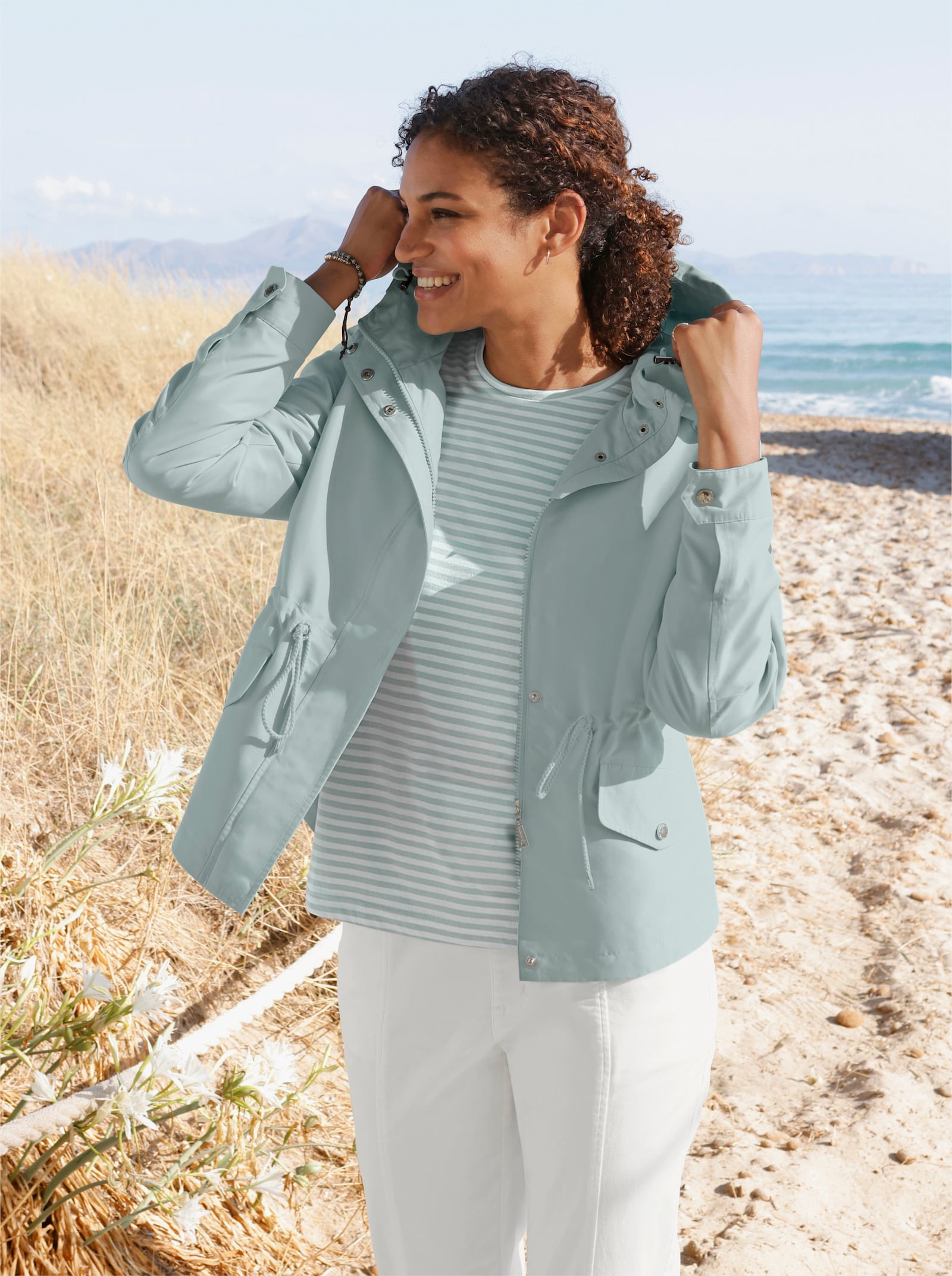 Jacke mit Gehschlitz hinten - kalkmint