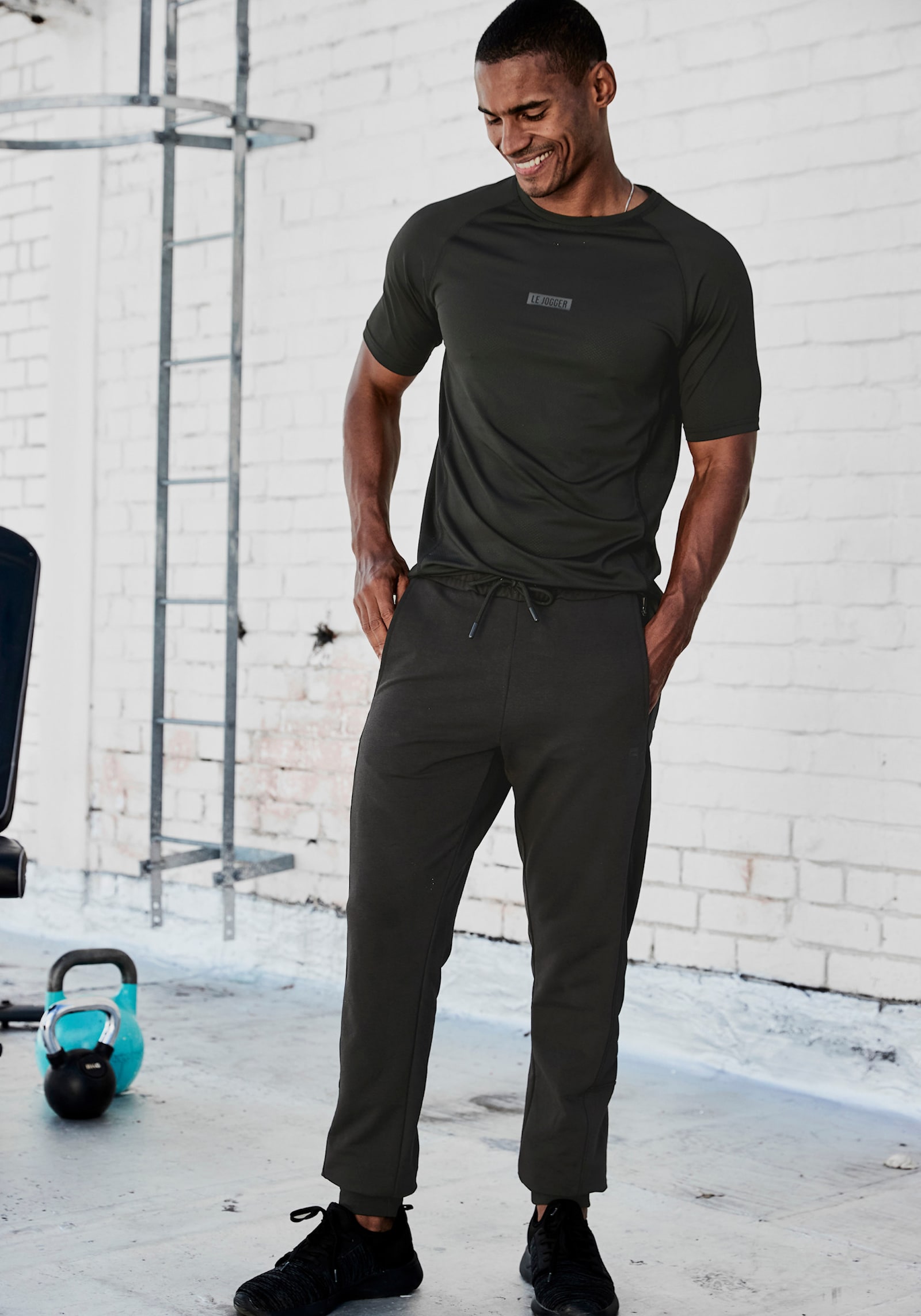 le jogger Sweatpants - schwarz